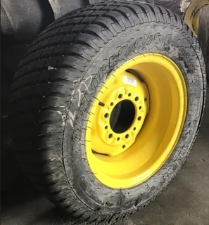 Take-Off 27X10.50-15 108B Titan Commercial Multi Trac C/S TL 95-100% on 8 X 15 6-6-4.62 Implement Ye