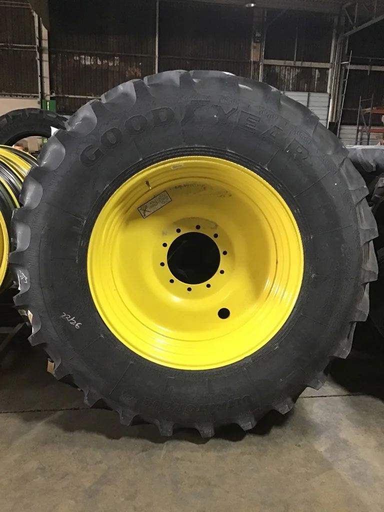 Take-Off 520/85R38 155A8 Goodyear Ultra Torque Radial DT712 TL R-1 95-100% on 18 X 38 10-13.19-11.07