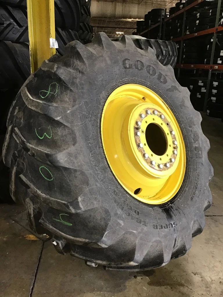 4 - Combine Straddle Dual Used Assmbly 800/70R38 173A8 Goodyear DT820 Super Traction TL R-1W 90-95% image 2
