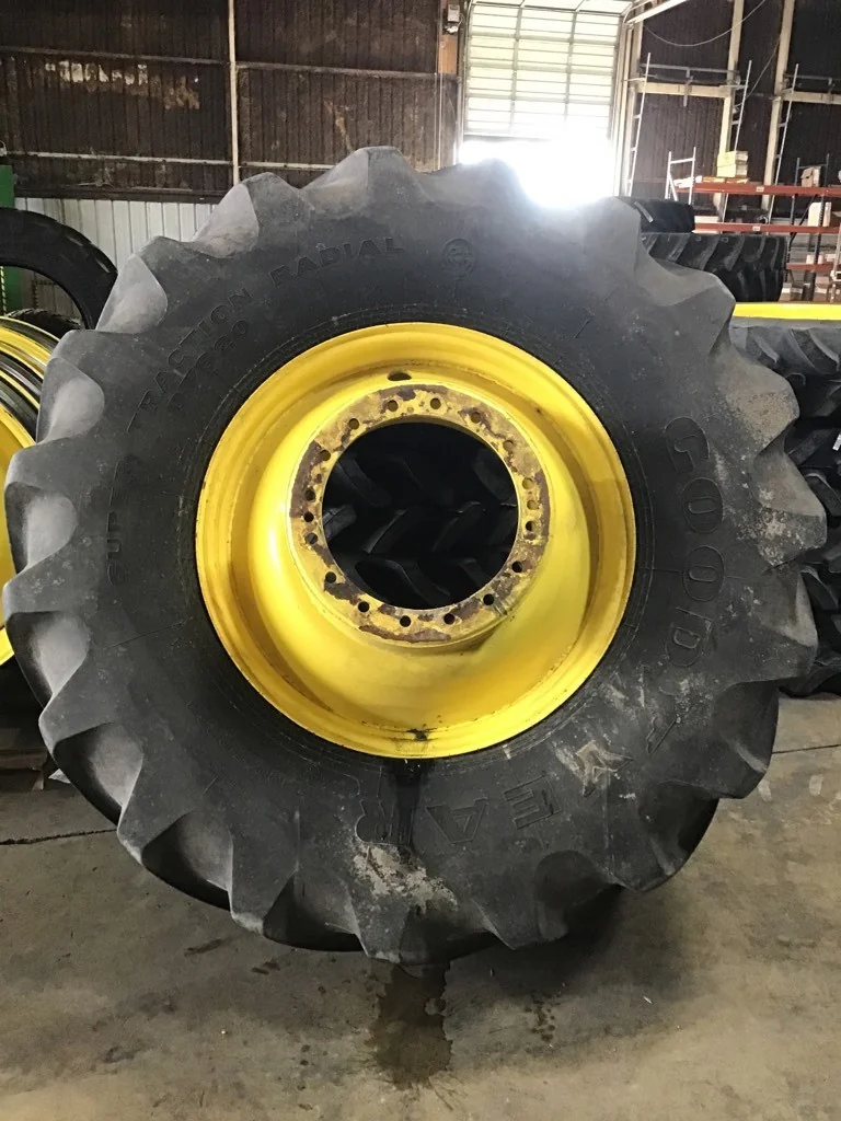 4 - Combine Straddle Dual Used Assmbly 800/70R38 173A8 Goodyear DT820 Super Traction TL R-1W 90-95% image 3