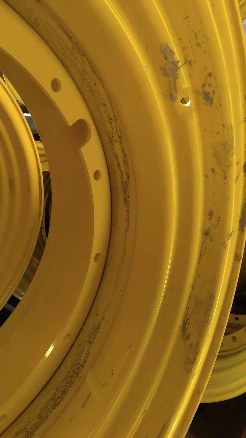 23 X 38 12-32.047-29.98 -0.197OS GKN YELLOW WHEEL