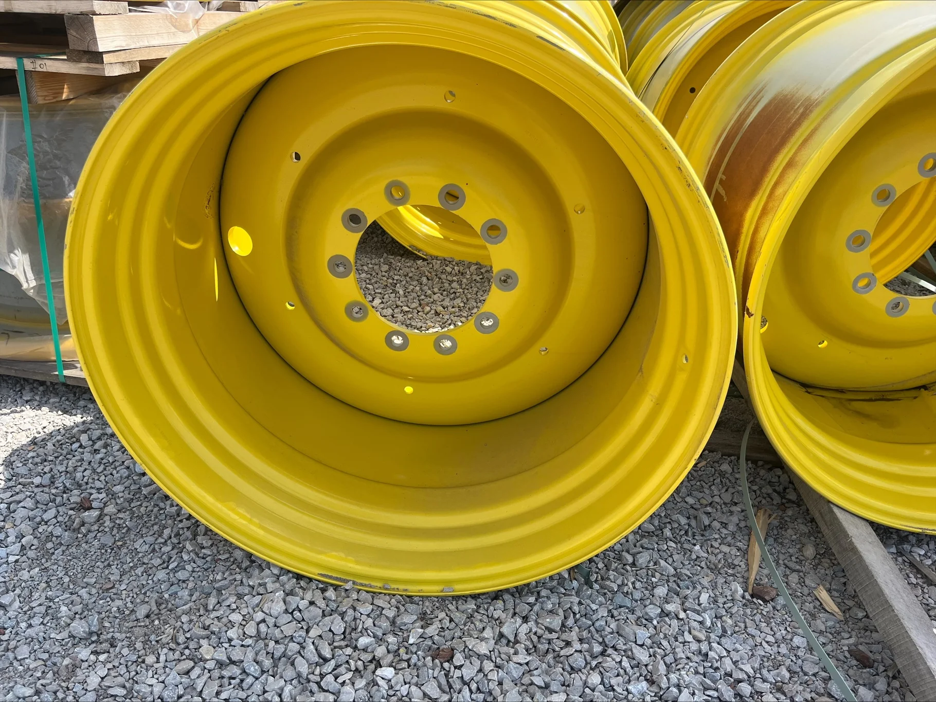 27 X 38 10-13.189-11.063 -0.315OS GKN YELLOW WHEEL image 2