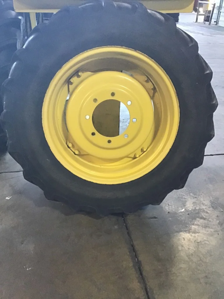 Used 320/85R28 124D Firestone Performer 85 TL R-1W 45-50% on 10 X 28 8-10.82-8.78 4/2 Wheel w/ Disc image 2