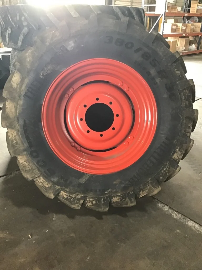 Take-Off 380/85R30 135A8 Trelleborg TM600 TL R-1W 95-100% on 12 X 30 8-10.82-8.78 4/2 Rail Fendt Red image 2