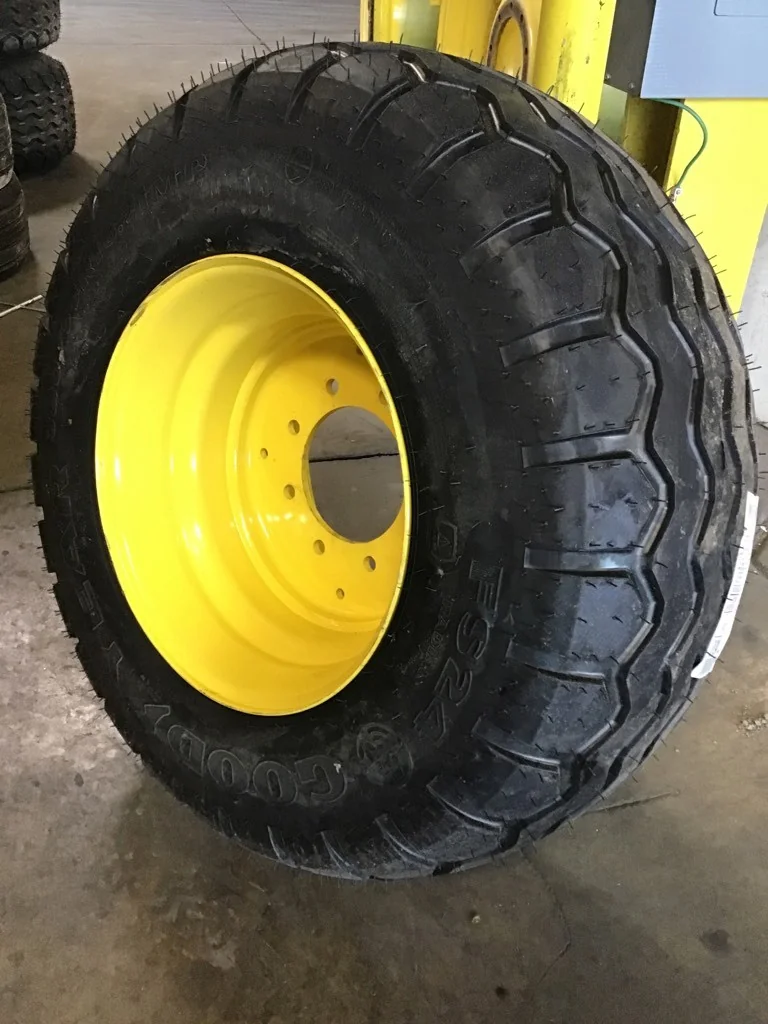 TAKE-OFF 380/55R16.5 150A8/B GOODYEAR FS24 TL I-2 95-100% ON 12 X 16.5 8-8-6 IMPLEMENT YELLOW WHEEL