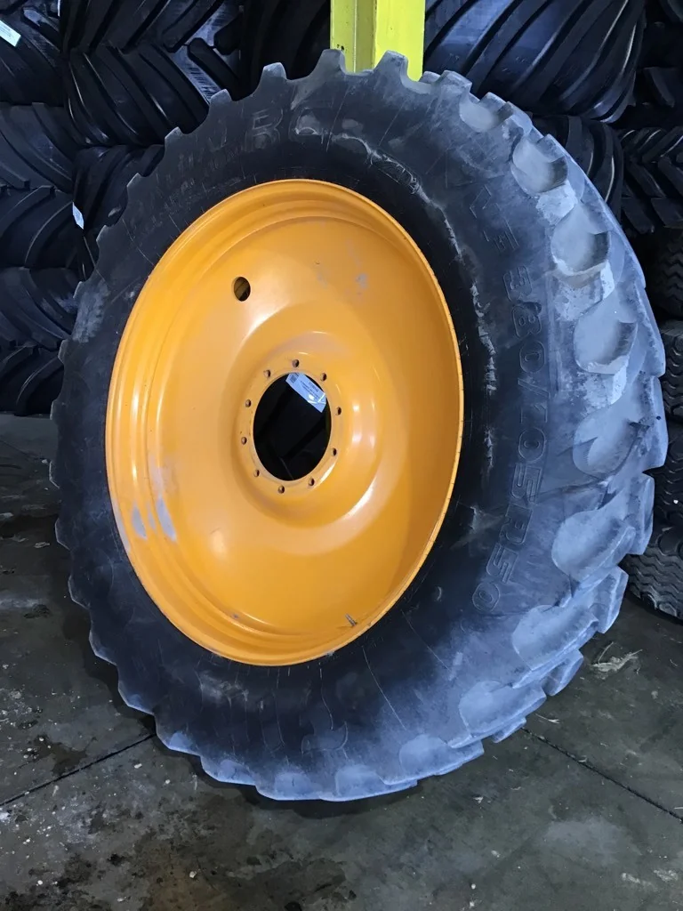 Used VF380/105R50 179D Firestone Radial All Traction RC TL R-1W 90-95% on 13 X 50 10-14.57-12.42 Bub