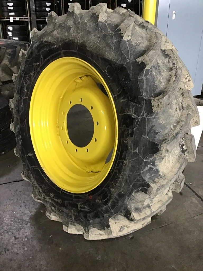 Take-Off 380/85R30 135D Firestone Performer 85 Extra TL R-1W 95-100% on 12 X 30 10-13.19-11.07 4/2 R