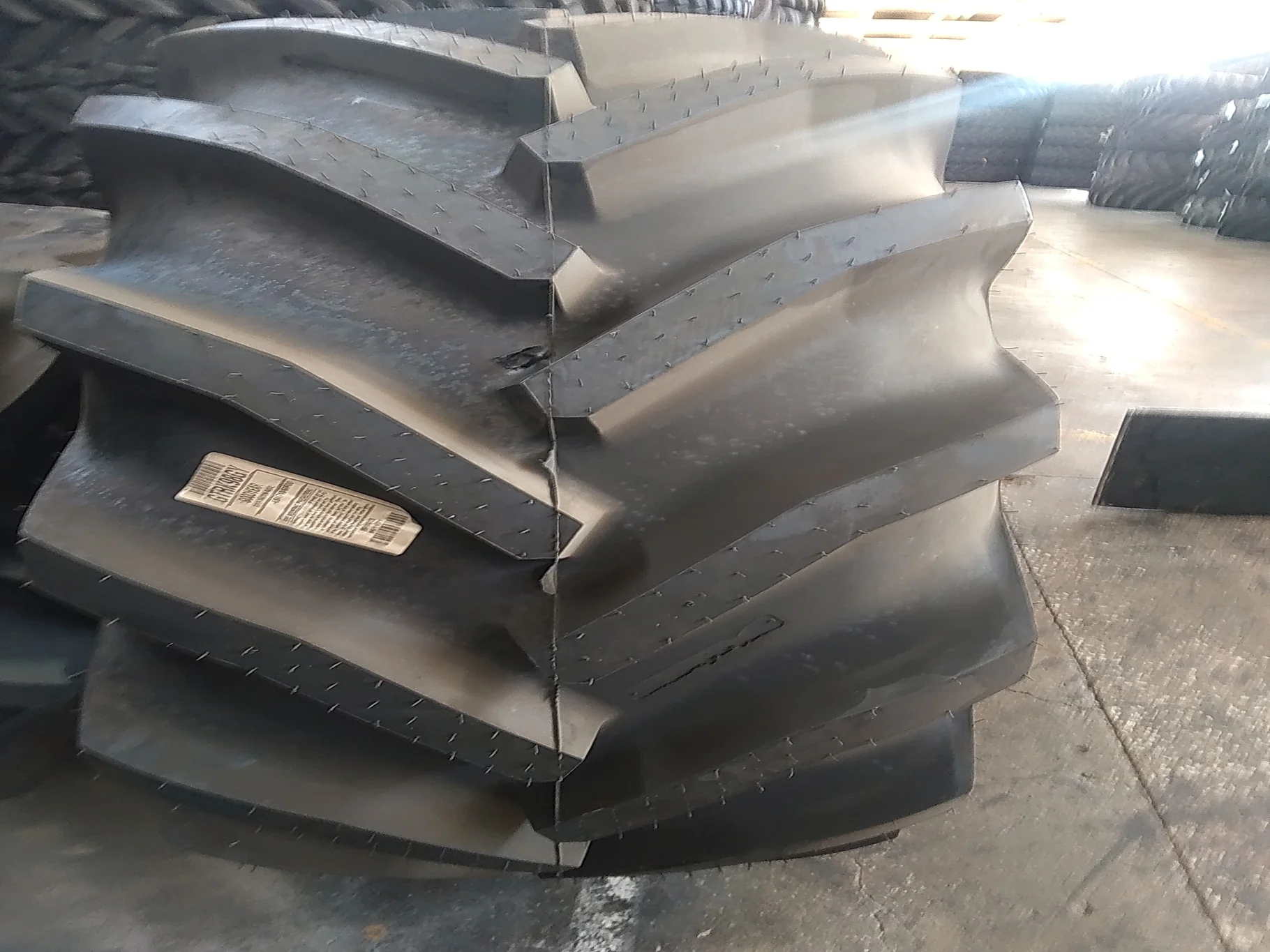 Take-Off LSW 710/60R30 177D Goodyear Super Traction Radial TL R-1W 95-100% image 3