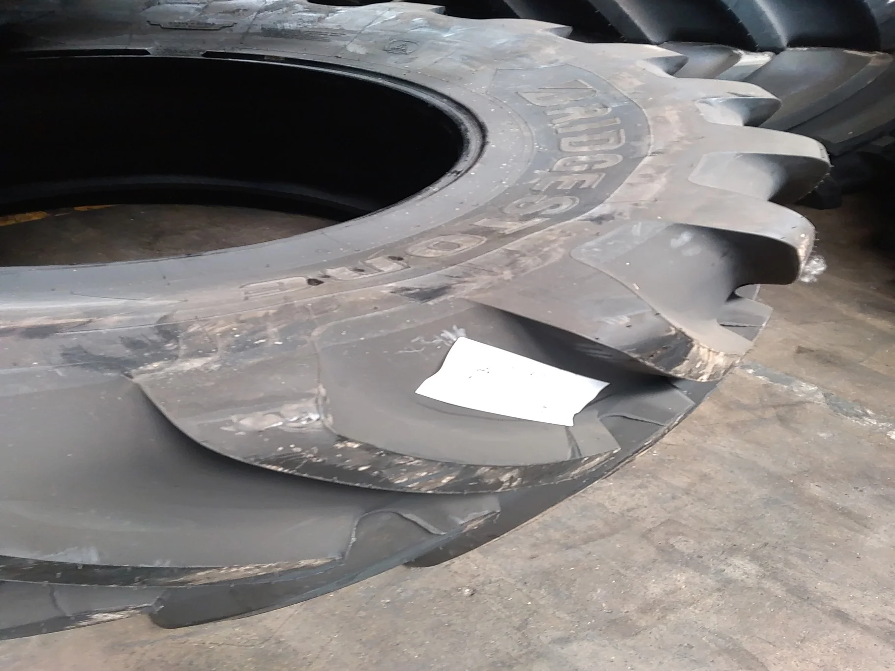 VF710/70R42 179D BRIDGESTONE R1W image 2