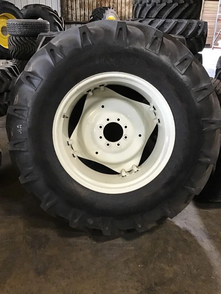 Take-Off 18.4-30/8 Alliance FarmPro 324 TT R-1 95-100% on 15 X 30 8-8-5.95 4/2 Clamp White Wheel w/