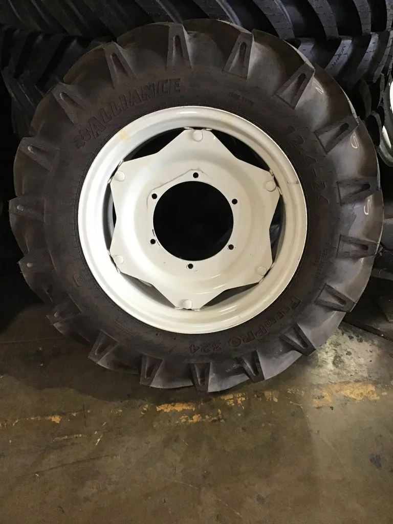 Take-Off 12.4-24/12 Alliance FarmPro 324 TT R-1 95-100% on 10 X 24 6-11.220-9.853 6 Clamp White Whee