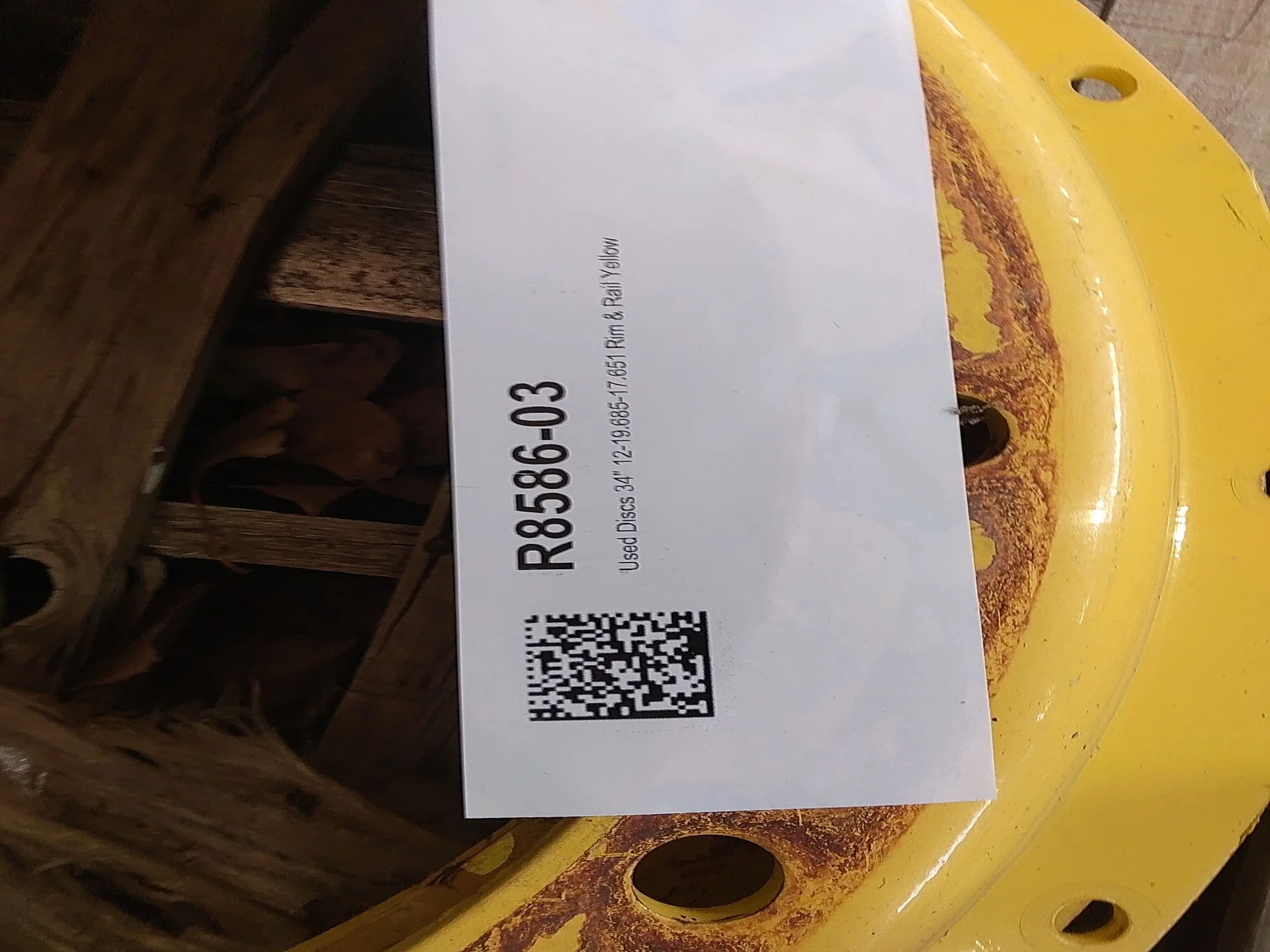 Used Discs 34" 12-19.685-17.651 Rim & Rail Yellow image 2