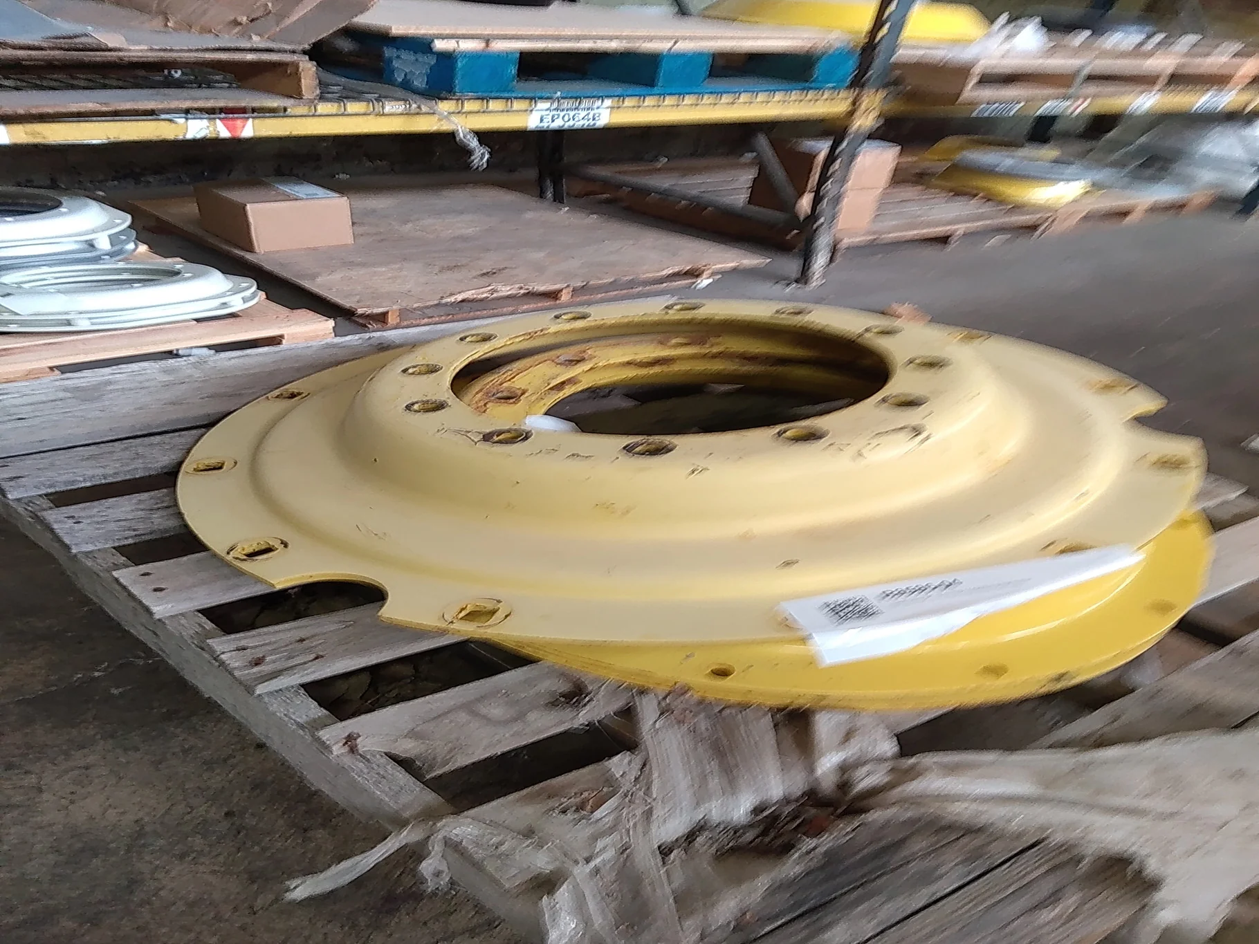 Used Discs 38" 12-16.732-14.620 Rim & Rail Yellow image 10
