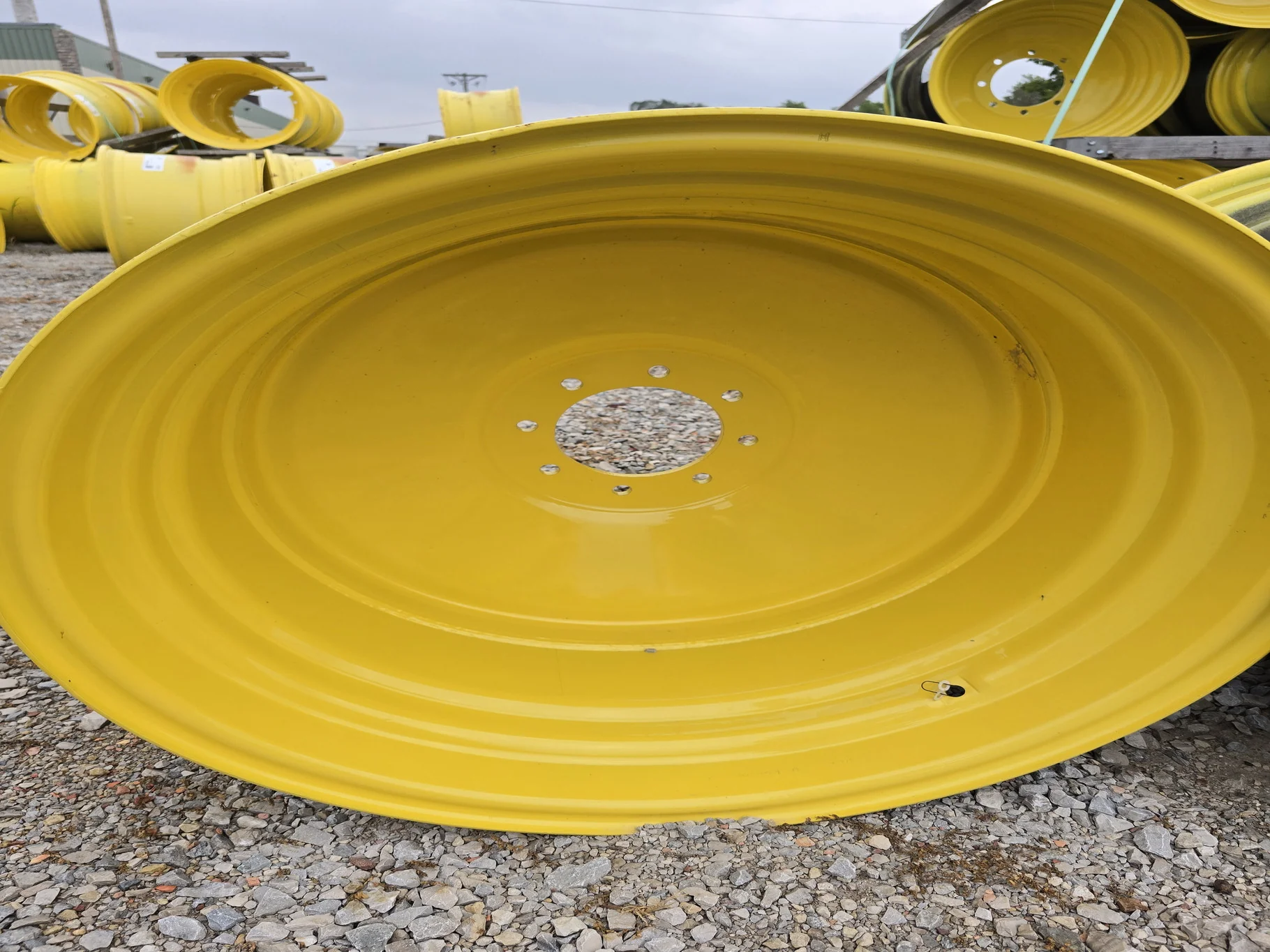 TAKE-OFF 25 X 30 8-8-6.018 -2.51 YELLOW WHEEL image 2