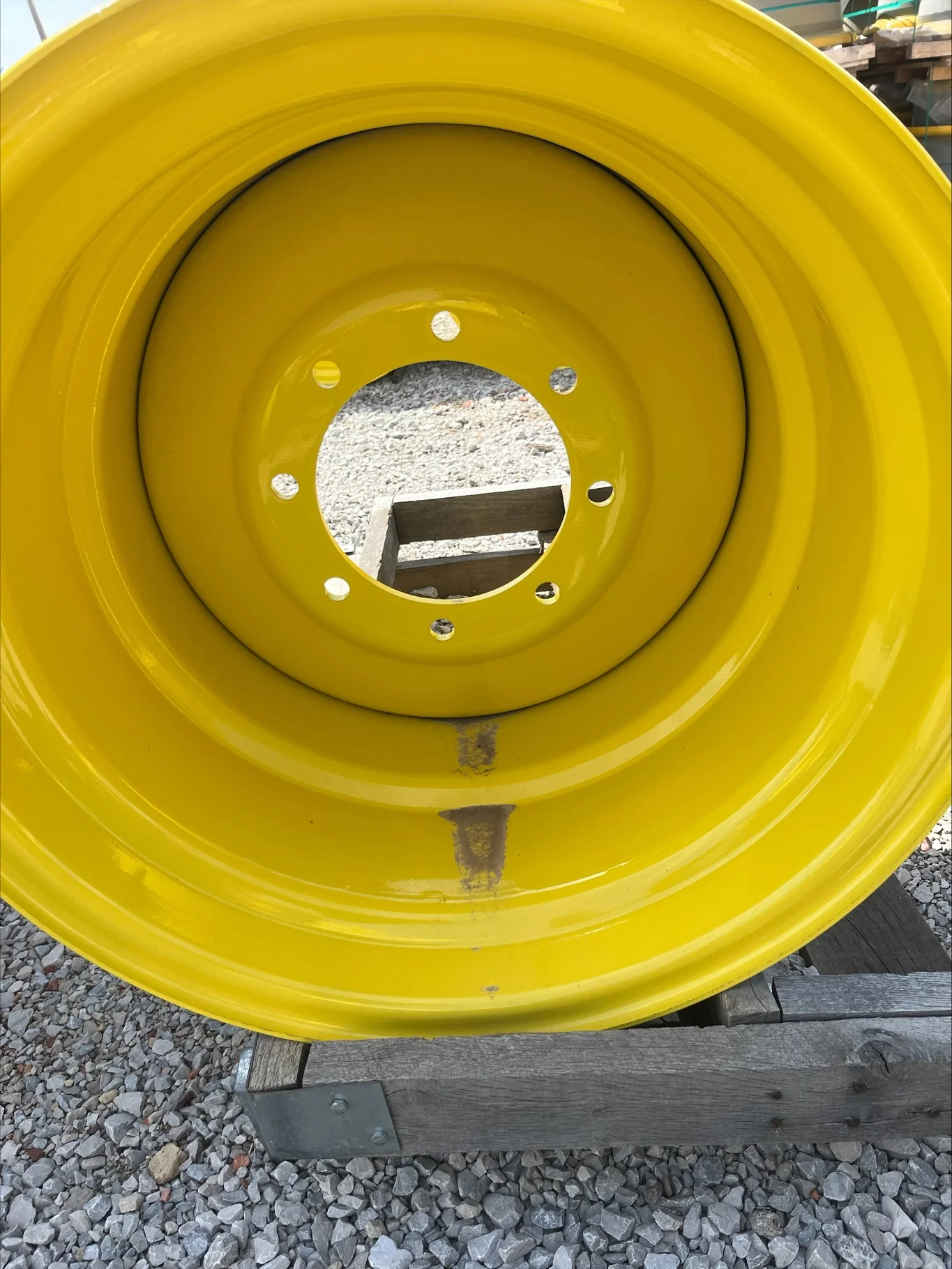 TAKE-OFF 20 X 26 8-10.827-8.725 -1.73IN YELLOW WHEEL image 3