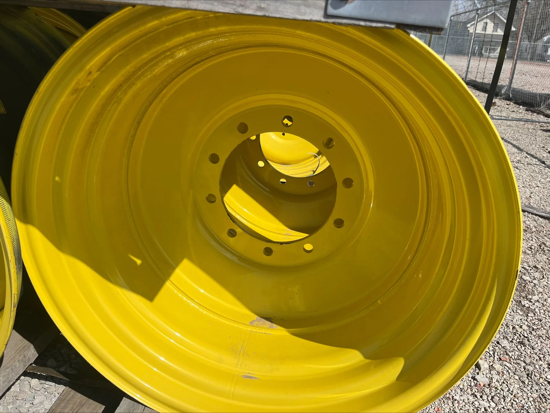 TAKE-OFF 15 X 30 10-13.189-11.07 -5.12IN YELLOW WHEEL