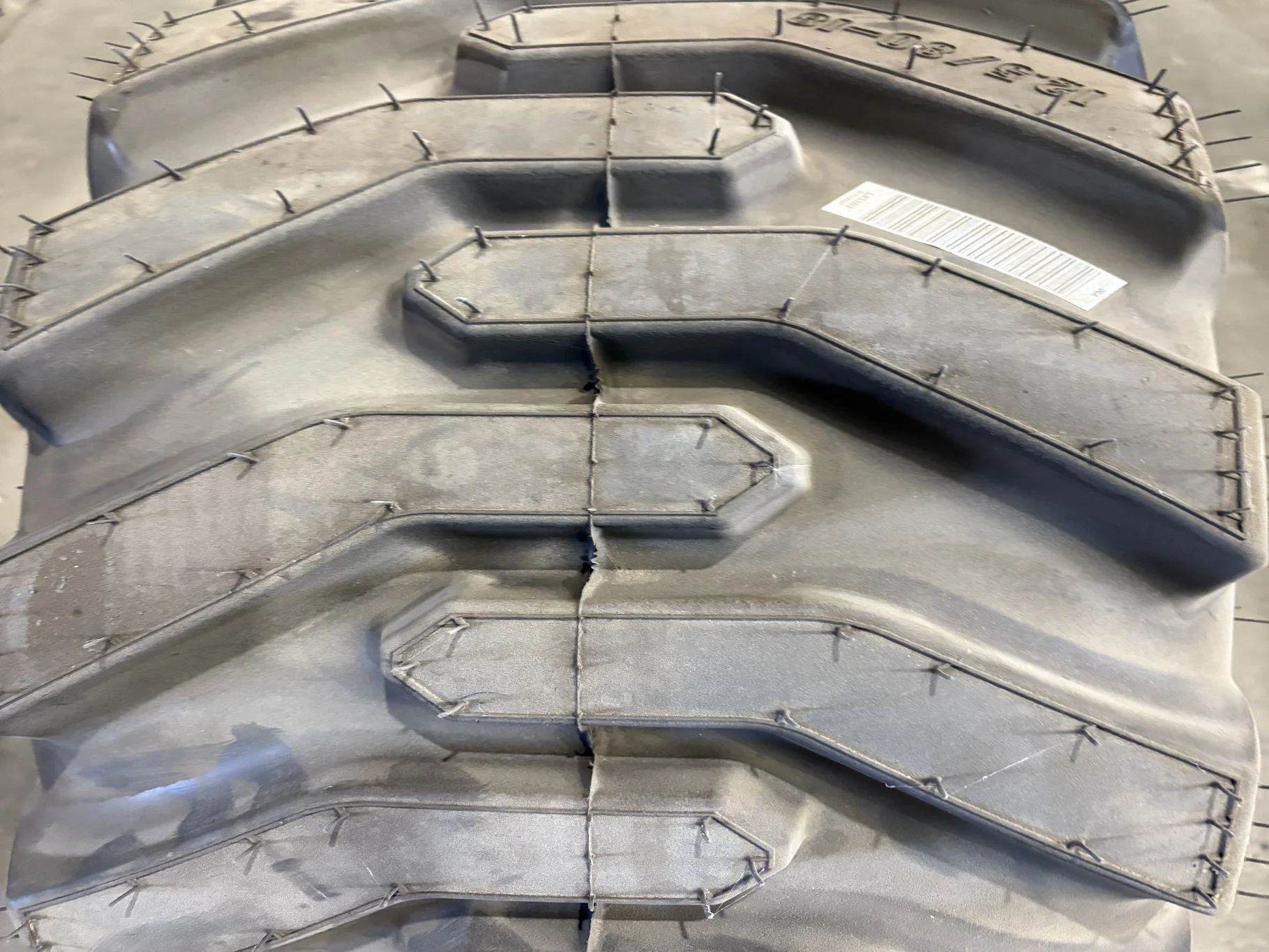 12.5/80-18/12 TAKE-OFF FIRESTONE SUPER TRACTION LOADER I-3 TL 95-100% image 3