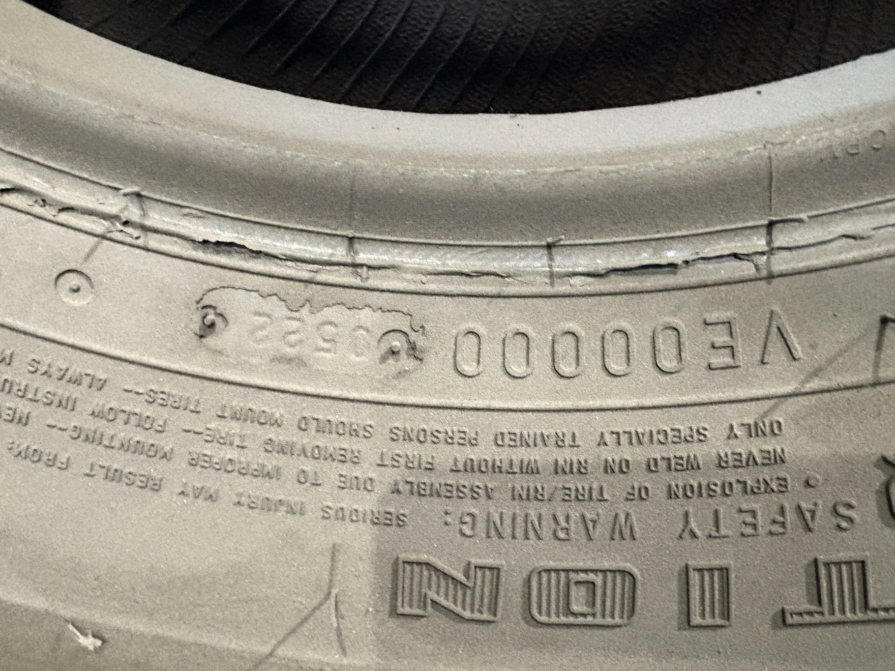 12.5/80-18/12 TAKE-OFF FIRESTONE SUPER TRACTION LOADER I-3 TL 95-100% image 8