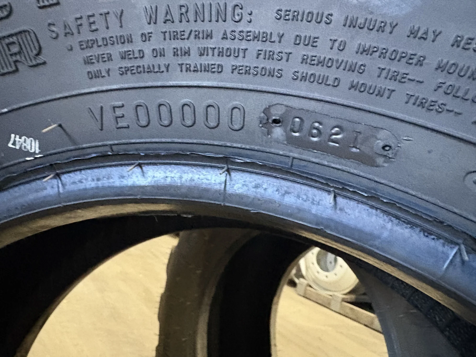 12.5/80-18/12 TAKE-OFF FIRESTONE SUPER TRACTION LOADER I-3 TL 95-100% image 9