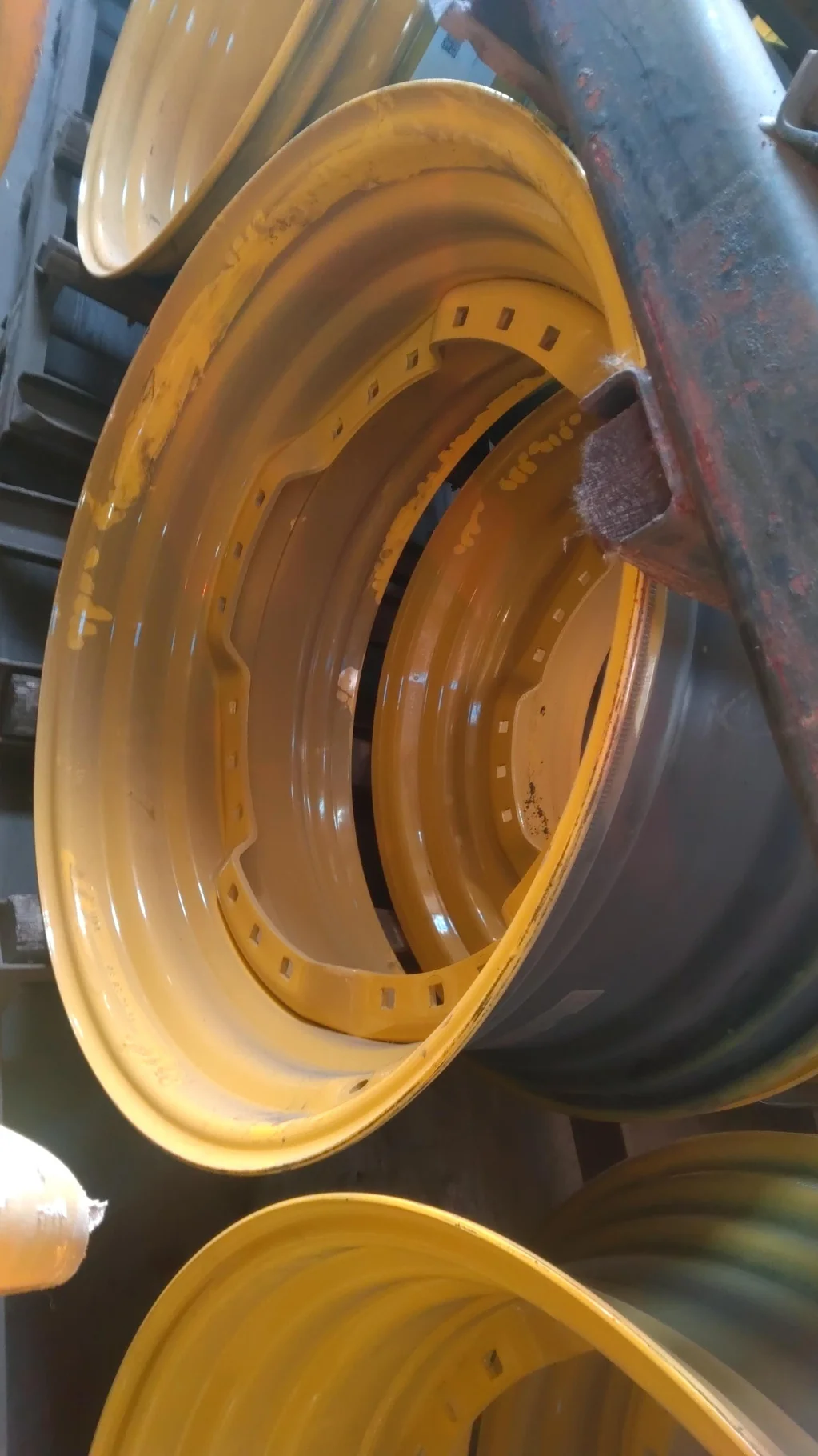 15 X 30 WAFFLE 24-23.25 YELLOW WHEEL 051629700572 image 3