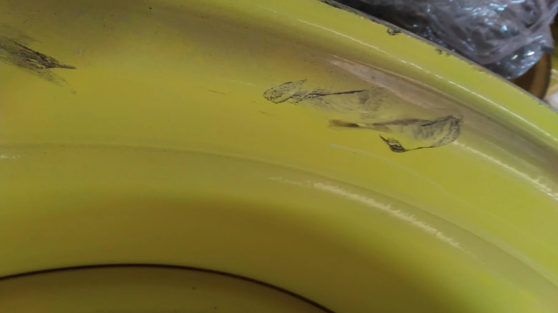 TAKE-OFF 23 X 38 12-13.976-11.857 YELLOW WHEEL image 3