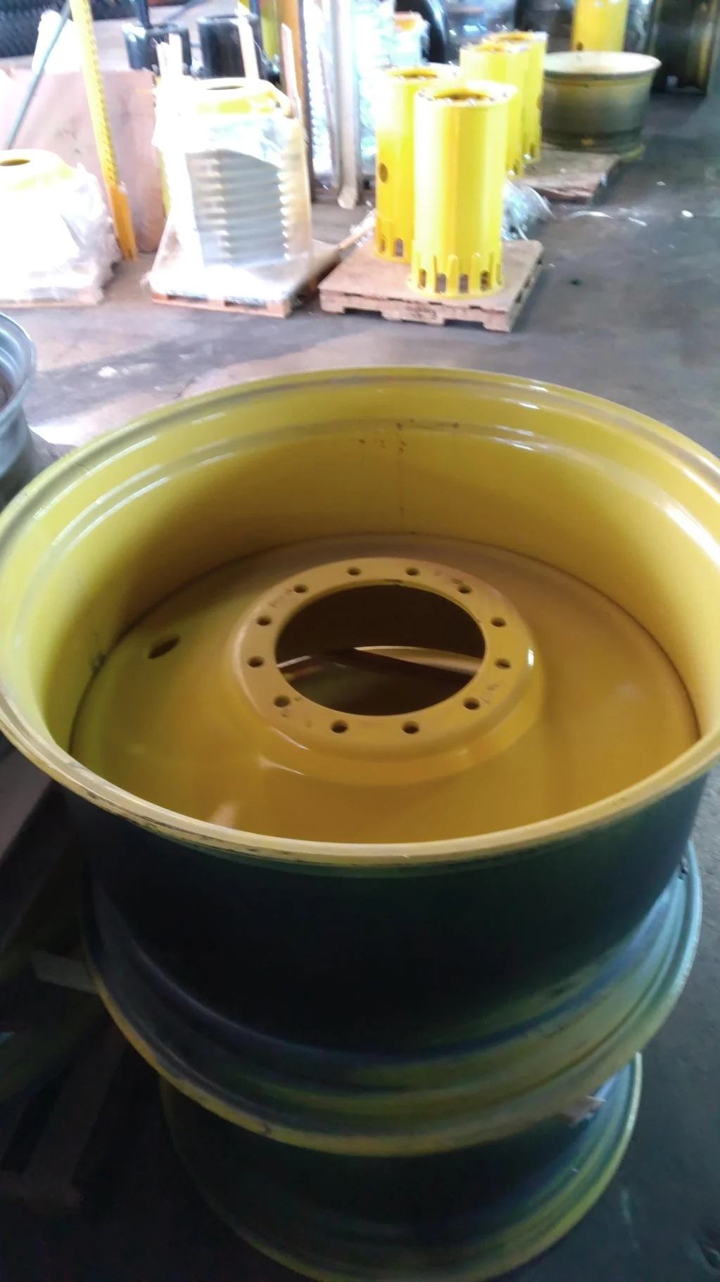TAKE-OFF 23 X 38 12-13.976-11.857 YELLOW WHEEL image 6