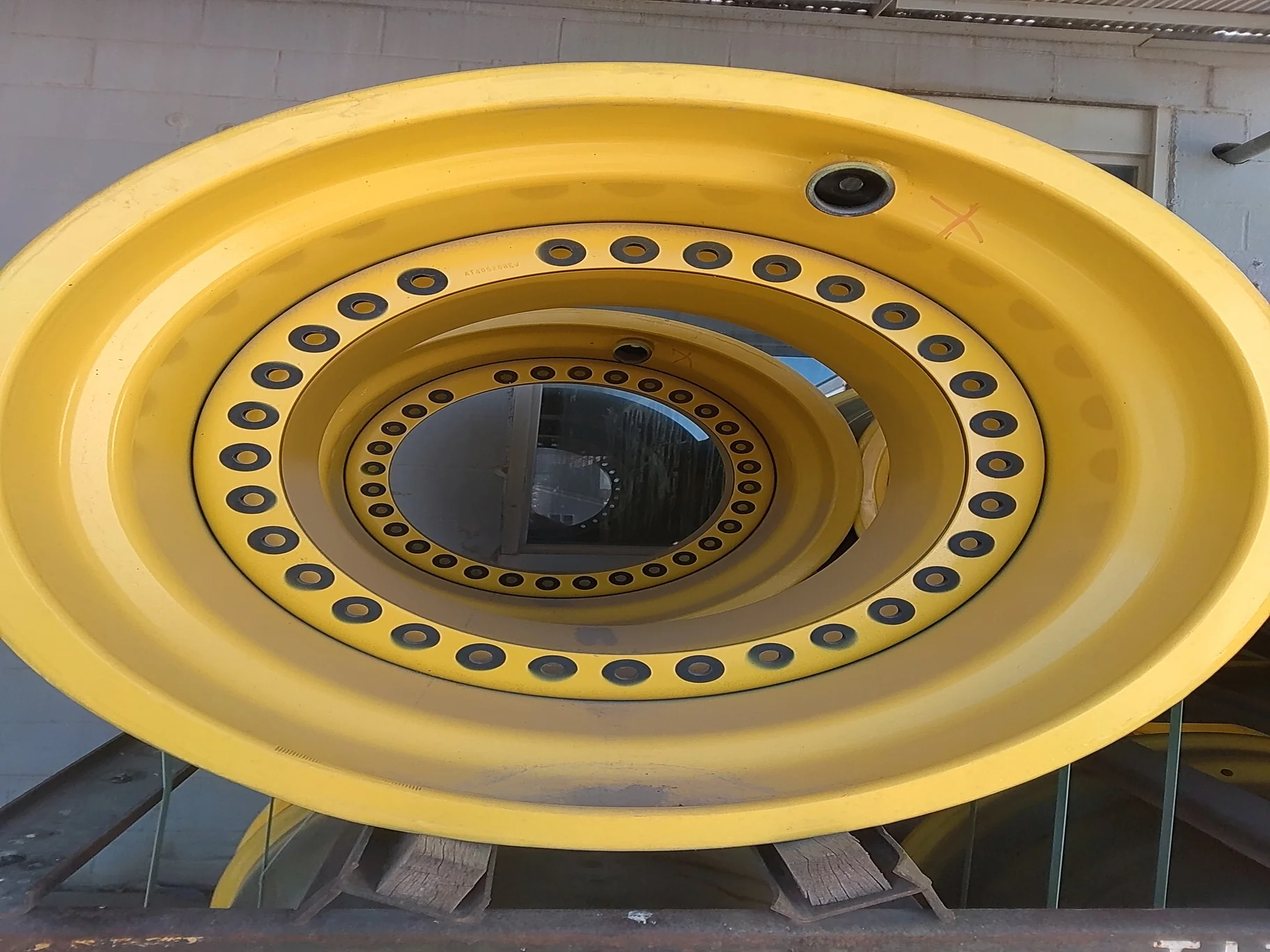 31 X 32 31-24.331-27.284 -23.0BS YELLOW image 2