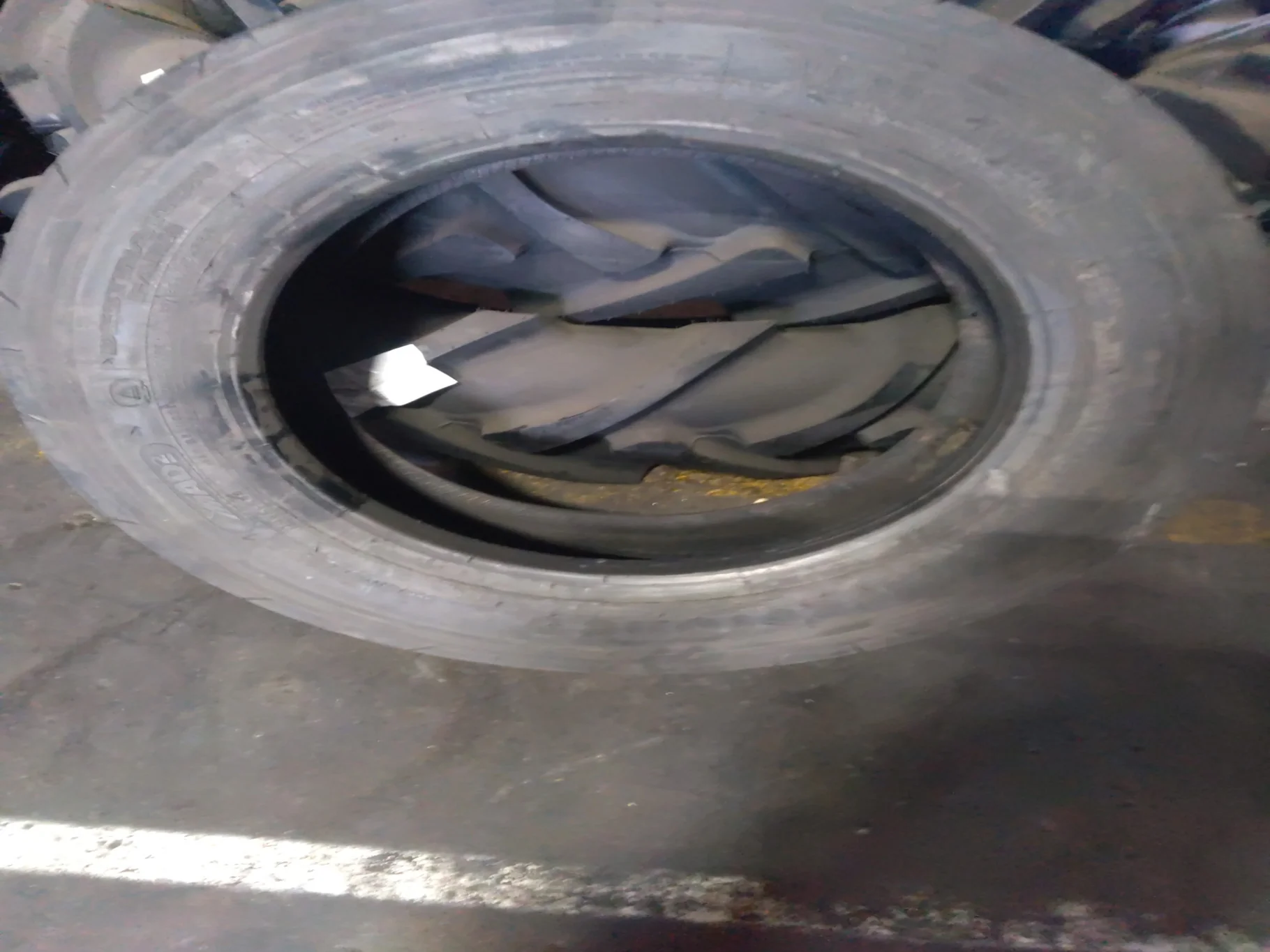 TAKE-OFF VF255/70R22.5 DESTINATION FARM TL I-1