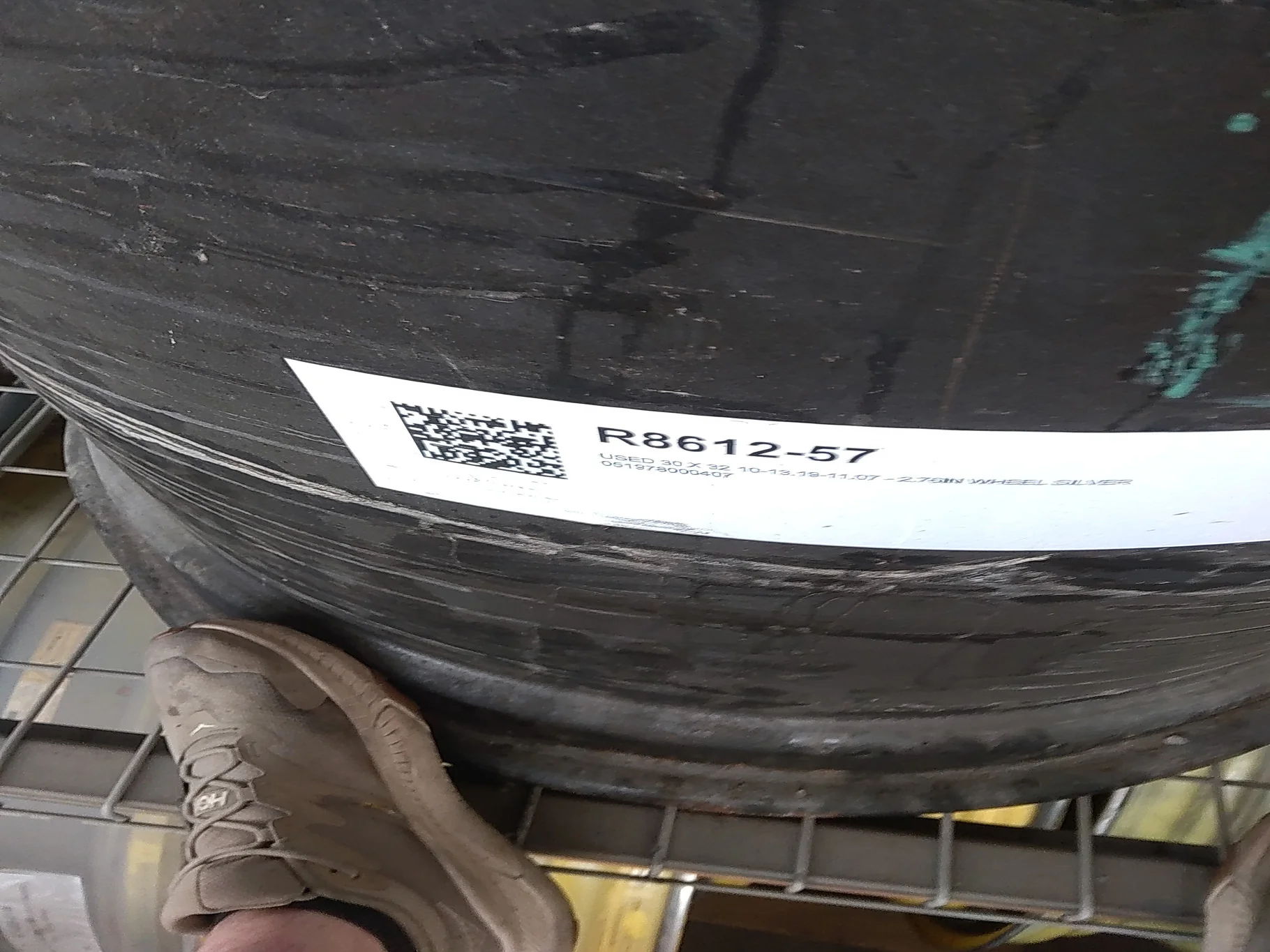 USED 30 X 32 10-13.19-11.07 - 2.76IN WHEEL SILVER 051978000407 image 5