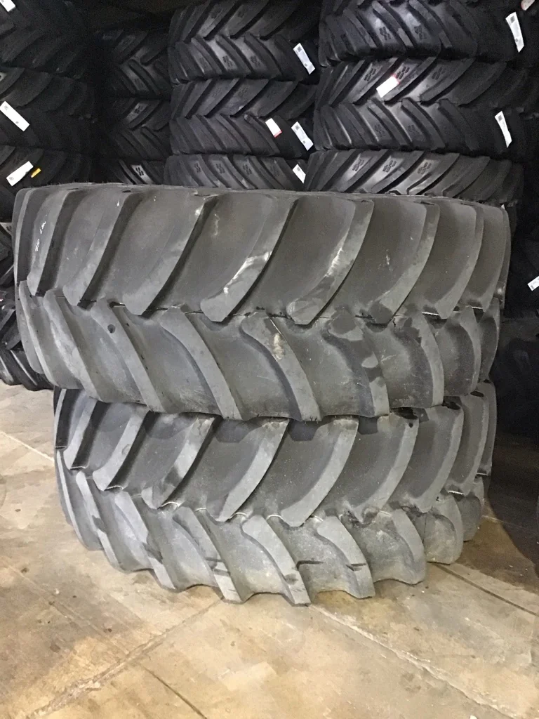 TAKE-OFF SET OF 4 TITAN LSW WHL W-710/65R46 188D OPTITORQUE ON 25 X 46 (12-32.047-30.08) FOR SPRAYER