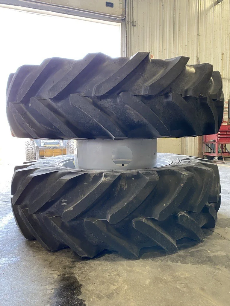 Take-Off 520/85R42 162A8/162B Michelin Mega X Bib 95-100% On Straddle Dual Case Silver Wheels image 2