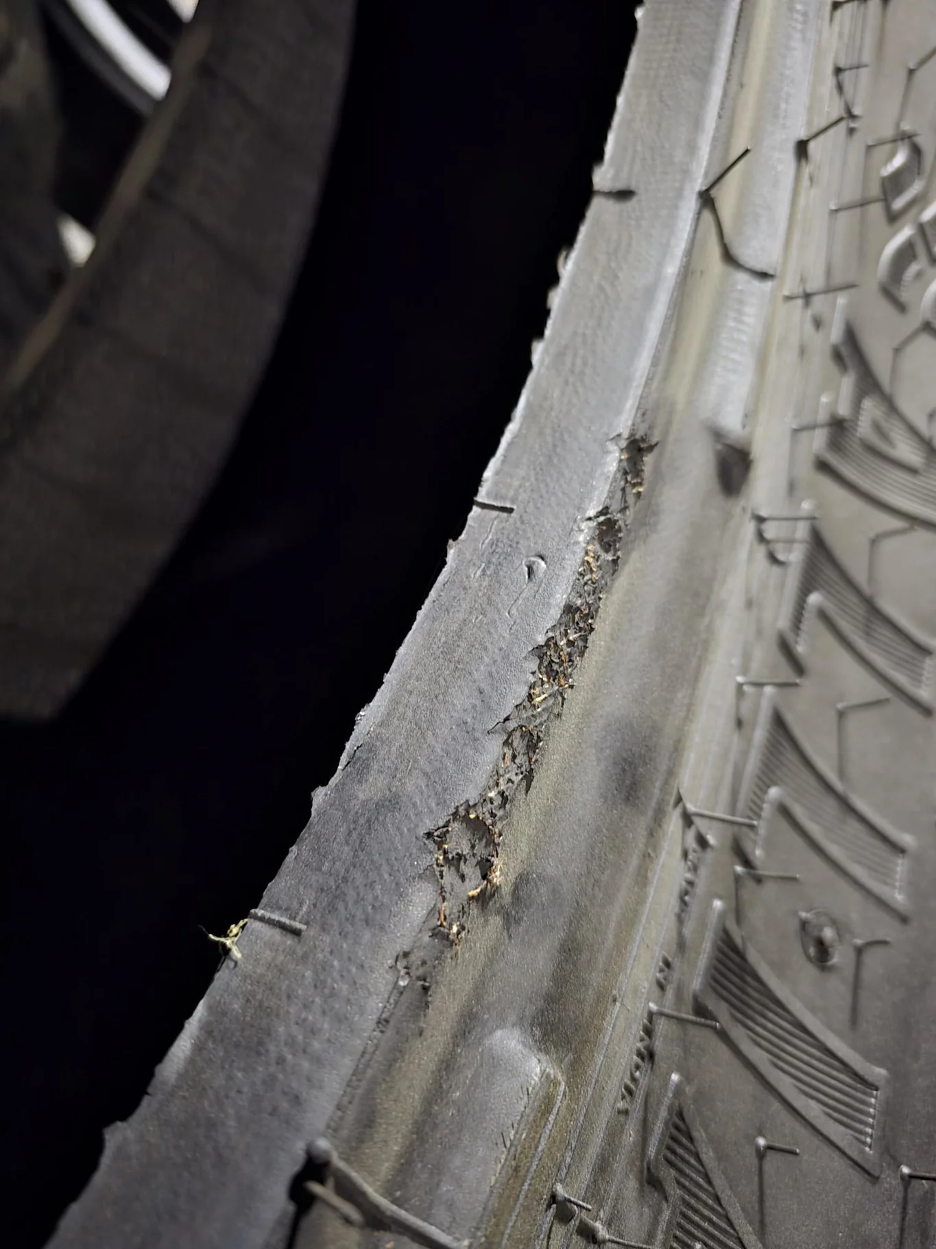 Used 16.9-38/8 Alliance 347 Hi Traction TT R-1 95-100% image 2