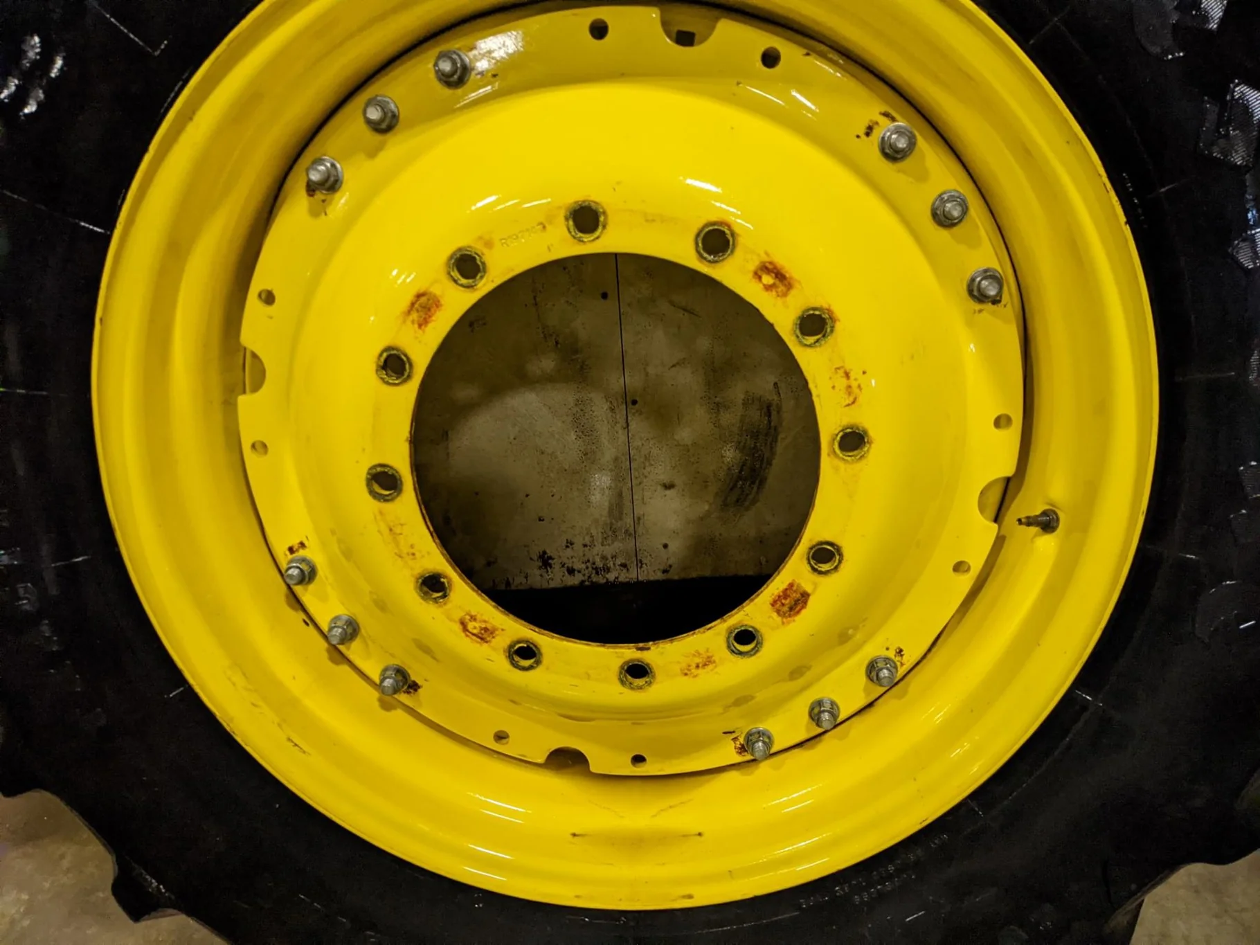 Used 420/85R34 147A8 Firestone RAD Tread R-1W TL 20% On 15 x 34 3B 24-29.25 (9.375") BS Waffle Wheel image 2