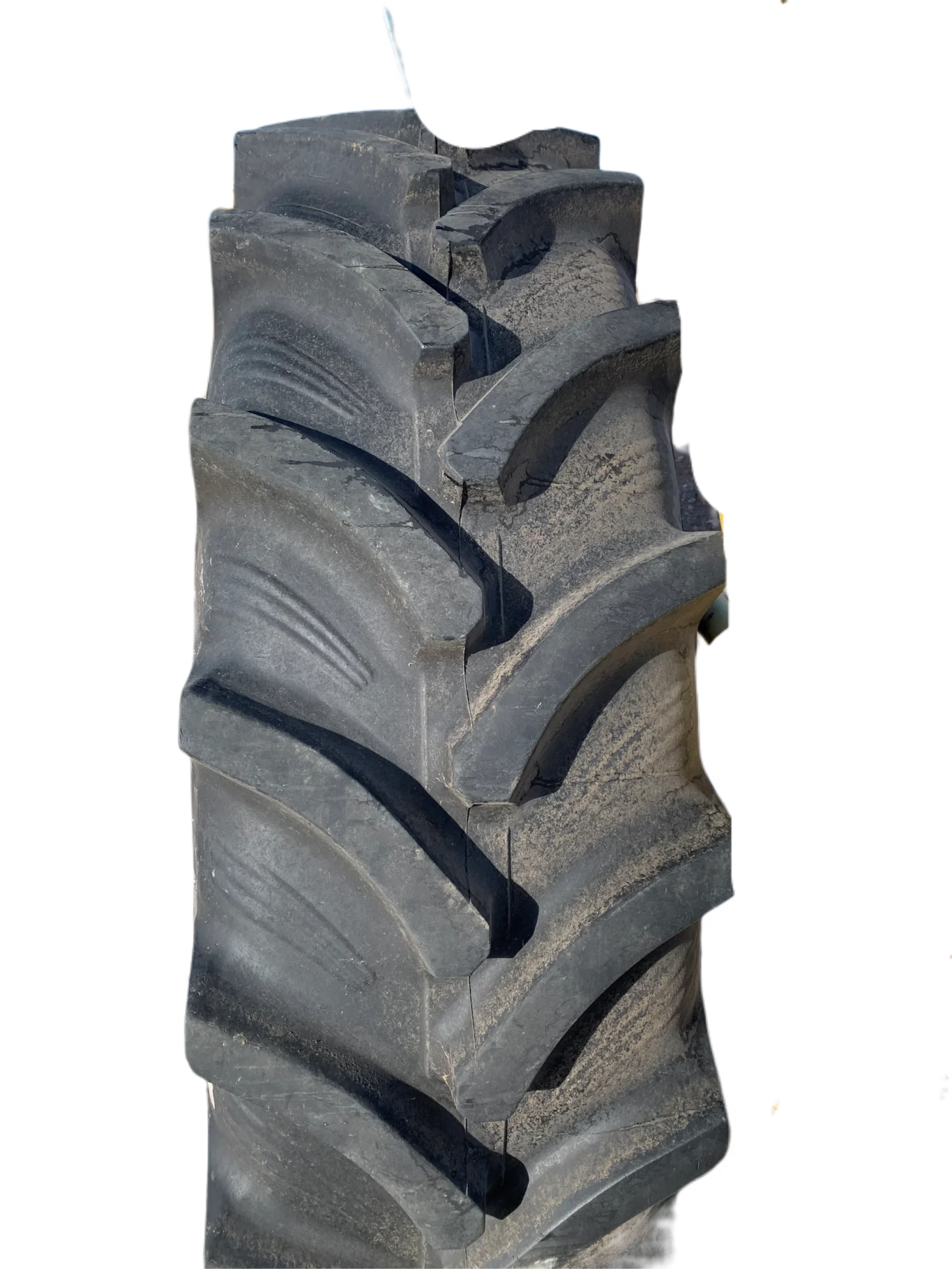 Used 85% 460/85R38 Carlisle FSTR R-1W (149A8) On 18 x 38 JD 12 bolt stub disc - Good Condition (Mul image 3