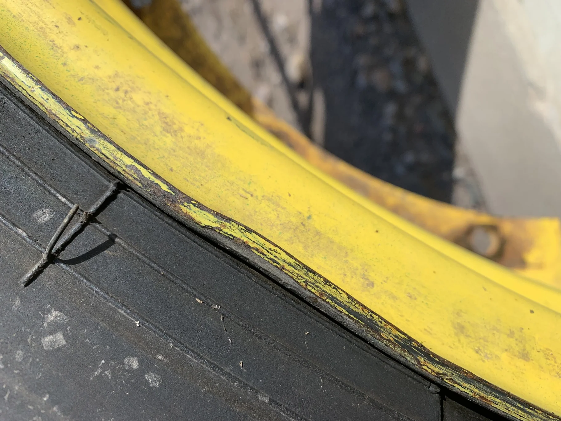 Used 85% 460/85R38 Carlisle FSTR R-1W (149A8) On 18 x 38 JD 12 bolt stub disc - Good Condition (Mul image 4