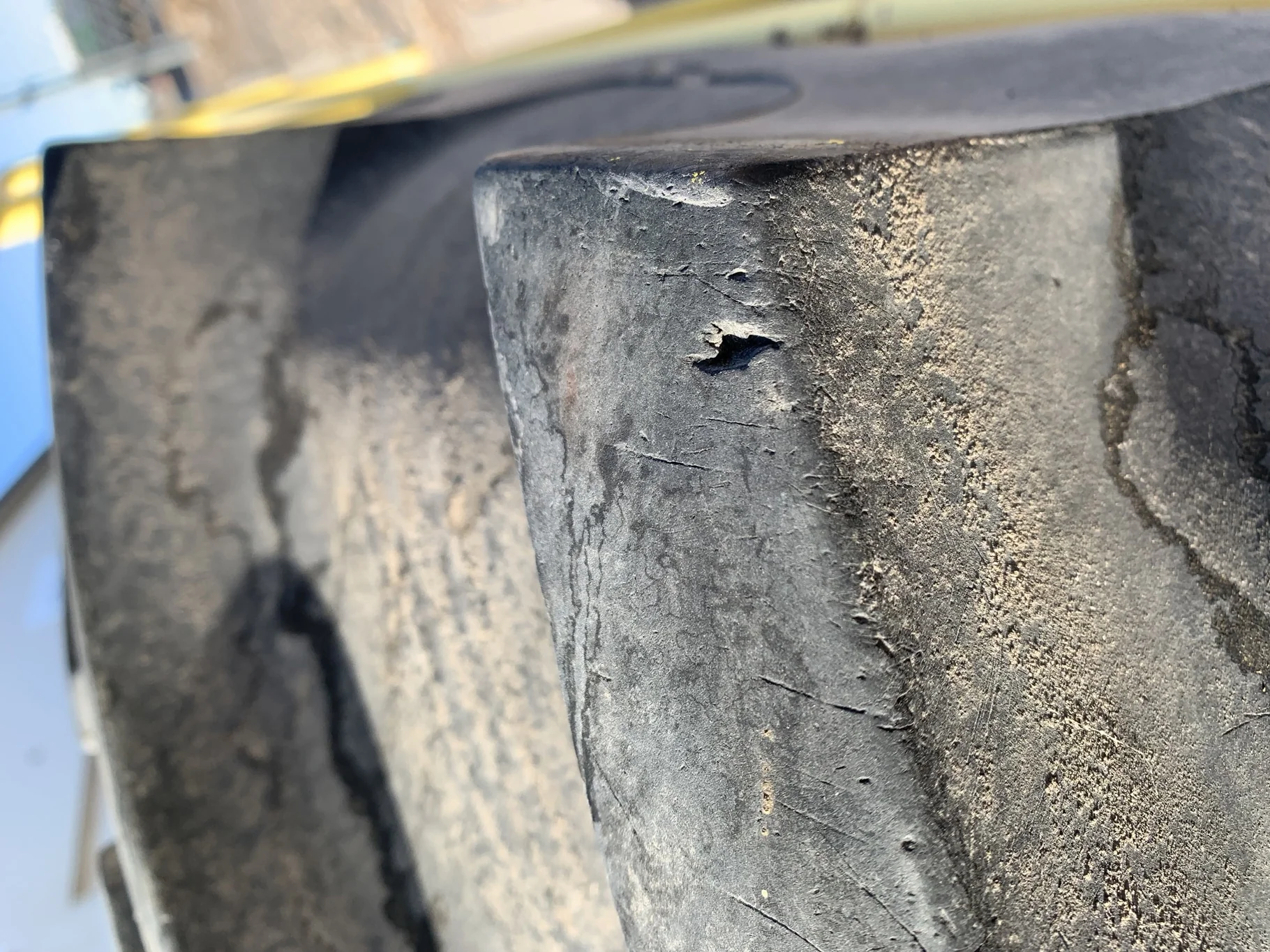 Used 85% 460/85R38 Carlisle FSTR R-1W (149A8) On 18 x 38 JD 12 bolt stub disc - Good Condition (Mul image 7