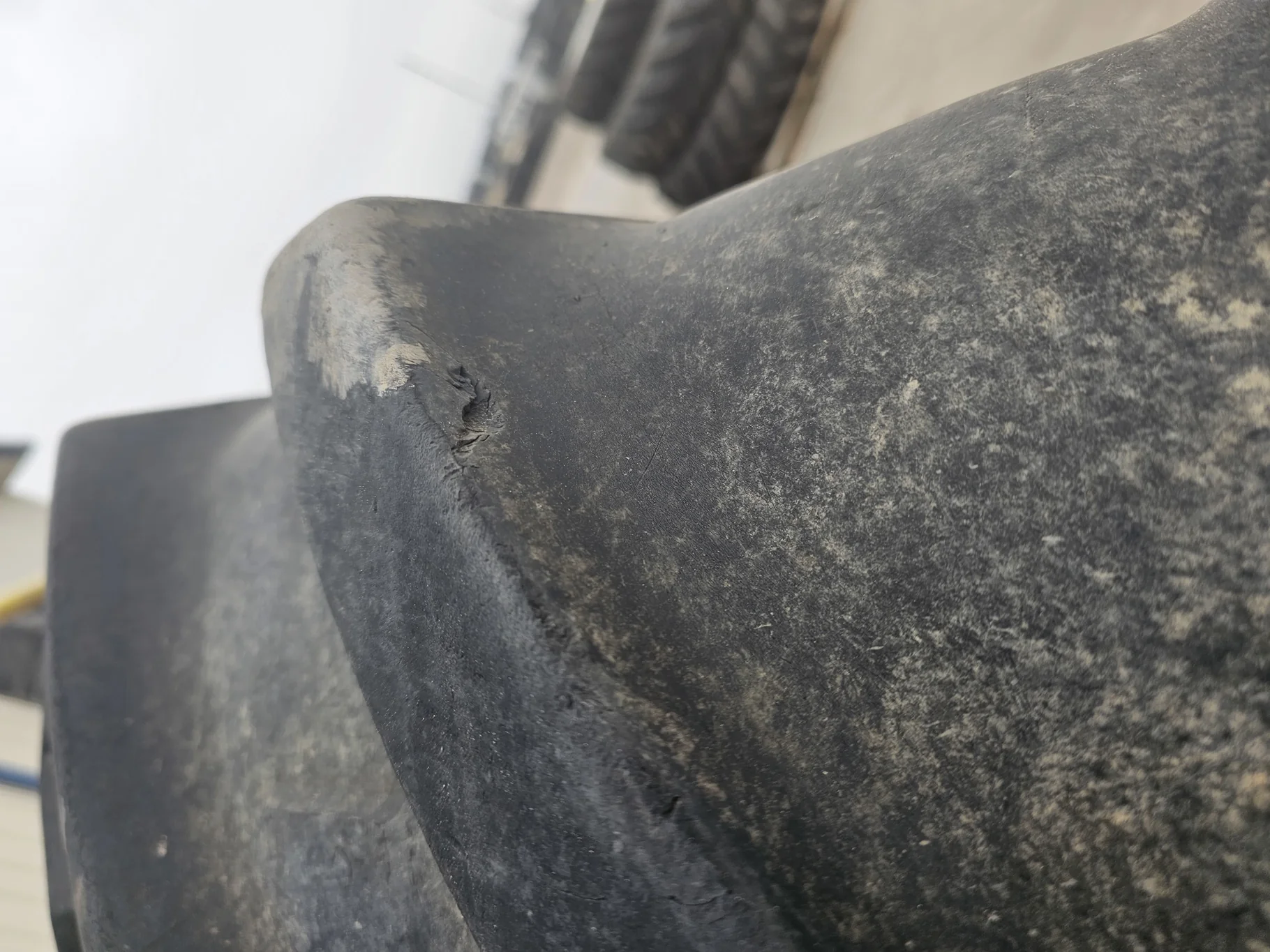 Used 55% 480/80R50 (18.4R50) Michelin AgriBib  R-1W (159A8/159B) TL on a 15 x 50 JD Yellow 10 image 3