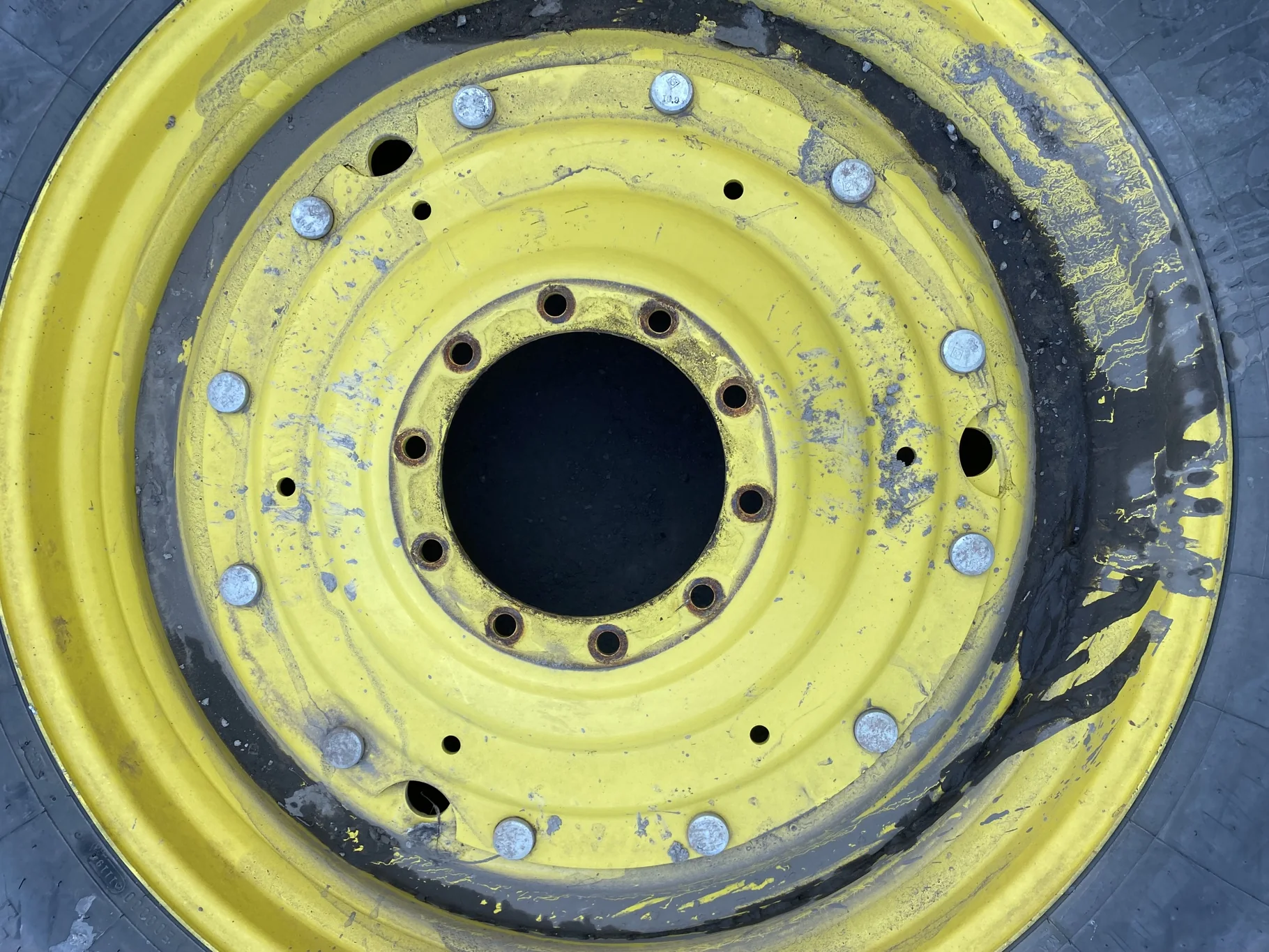 Used 75% 420/80R46 Firestone Radial All Traction 23 on JD Yellow 13 x 46 Stub Disc ( No Center image 9