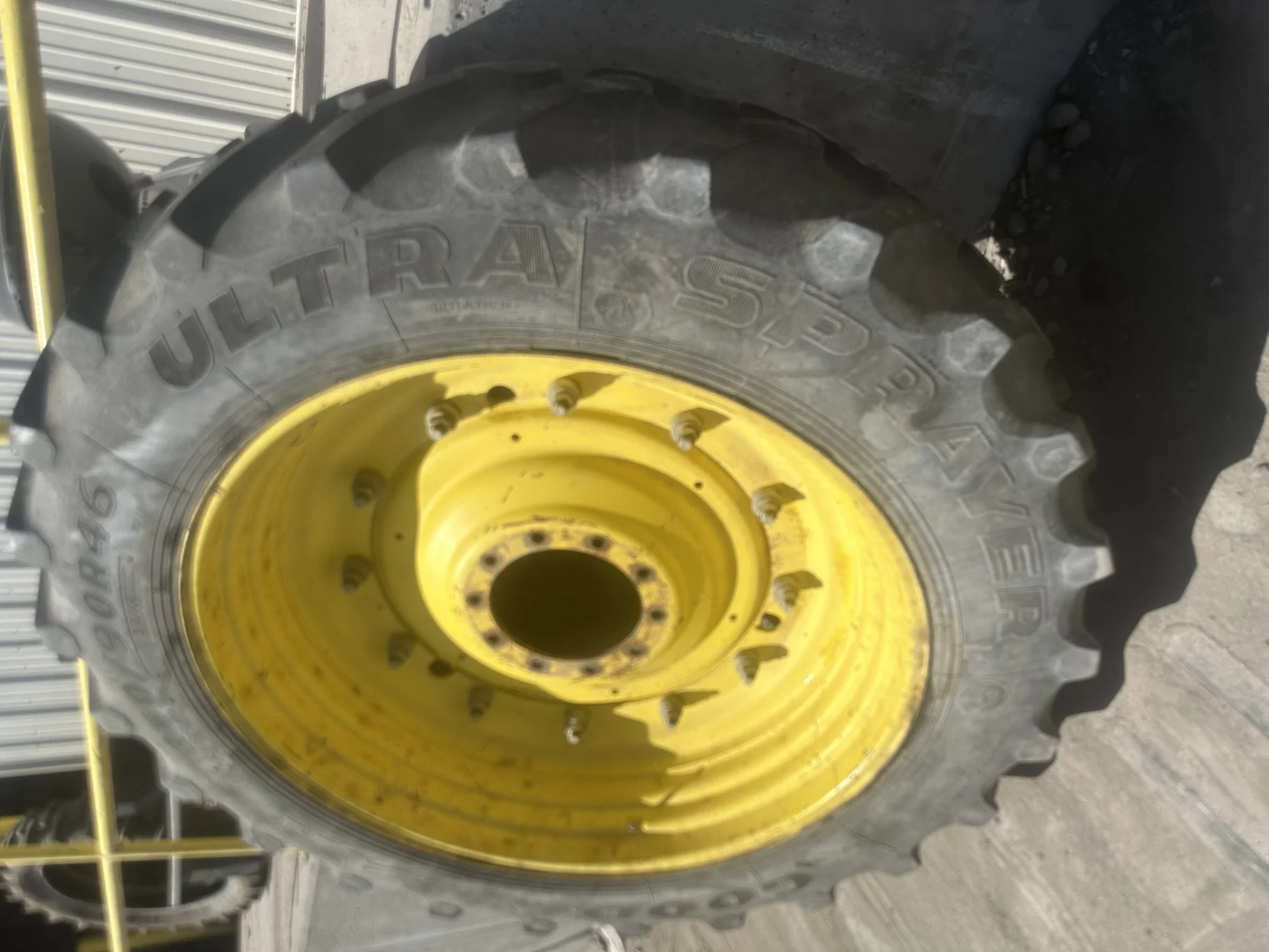 Used 70% 380/90R46 Goodyear Ultra Sprayer (168B) R-1 TL on a 13 x 46 JD Yellow Stub Disc (No c