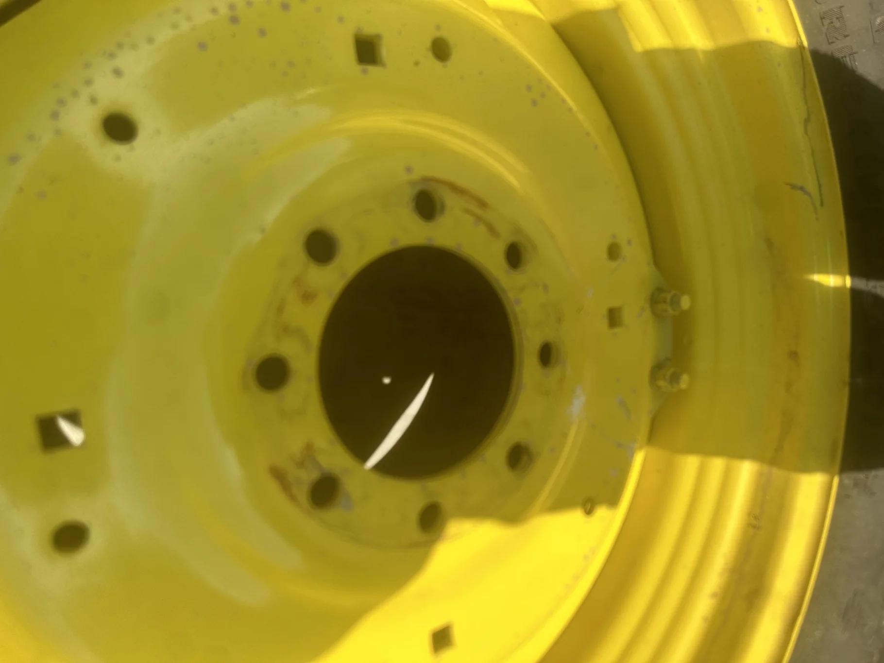 TAKE OFF 480/70R34 Trelleborg TM700 R-1W (143A8/B) TL on a 15 X 34 JD Yellow Waffle Wheel (3 B image 4