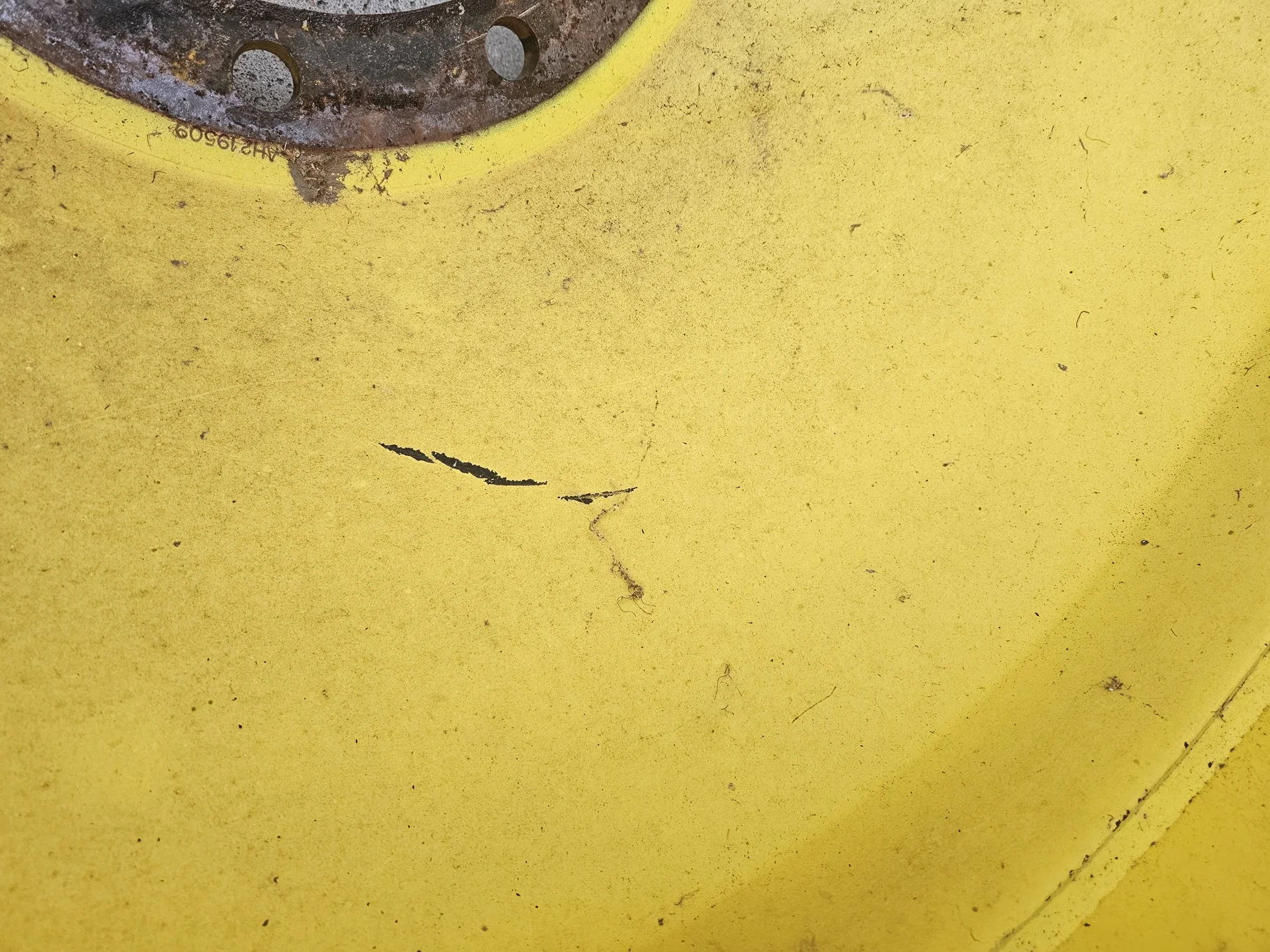Used 80% 18.4R38 Firestone Radial All Traction 23 146A8 R-1 TL on a 16 x 38 JD Yellow 10 bolt image 6