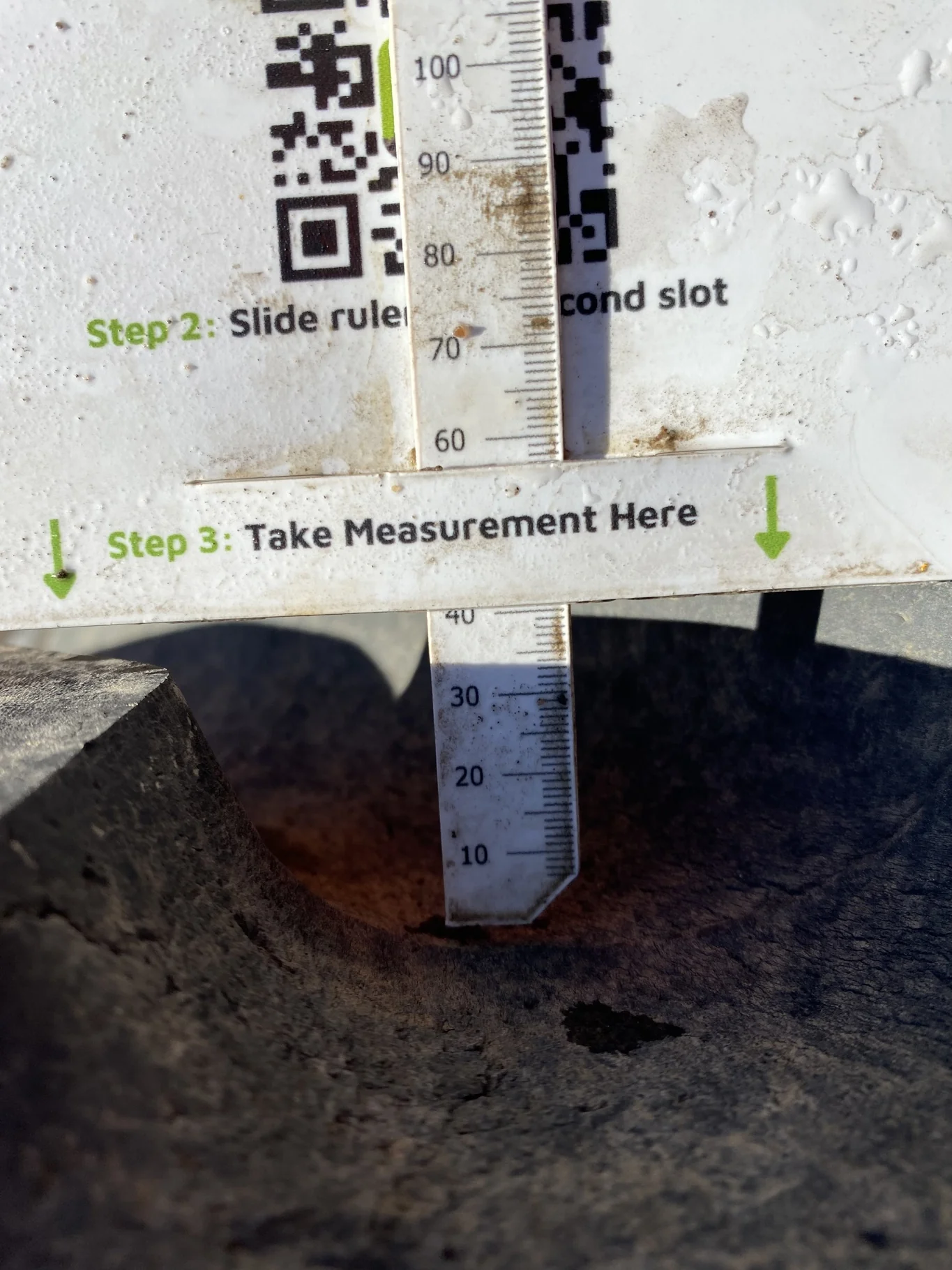 Used 710/70R42 Continental SVT (173D) TL on a 25 x 46 John Deere Yellow 12 Bolt Sprayer Stub Disc (1 image 5