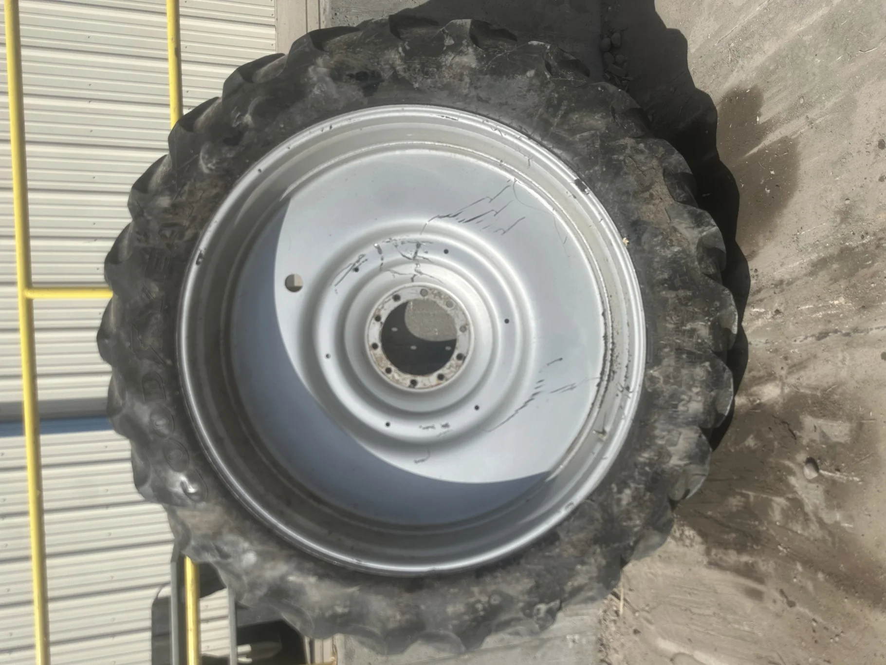 Used 95% 380/90R54 Goodyear Super Traction Radial (152D) R-1W TL on a 12 x 54 Case Silver 10 Bolt D