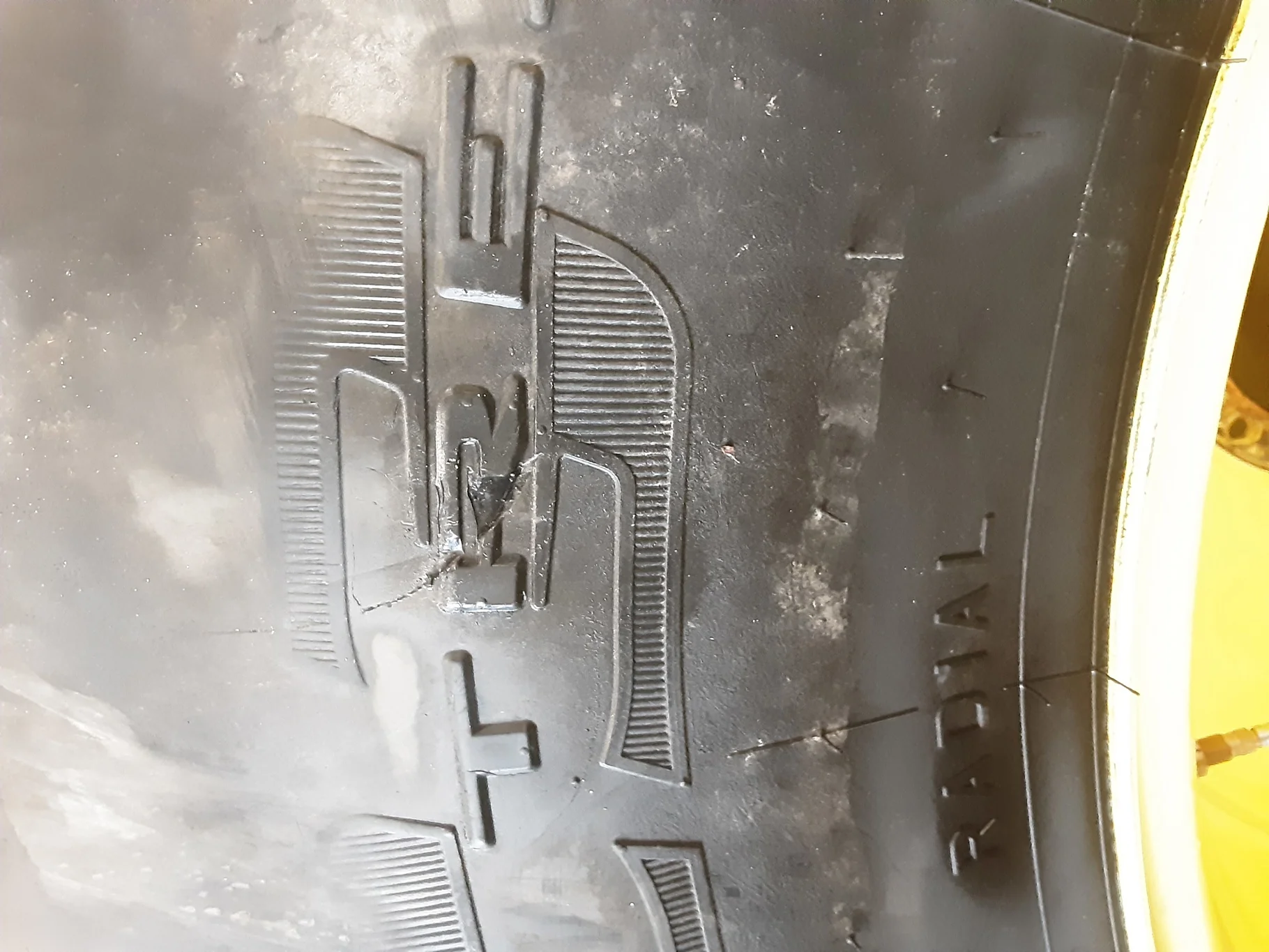 Used 90% 650/85R38 Firestone Radial Deep Tread 23 R-1W (173B) on 23 x 38 John Deere Yellow image 6