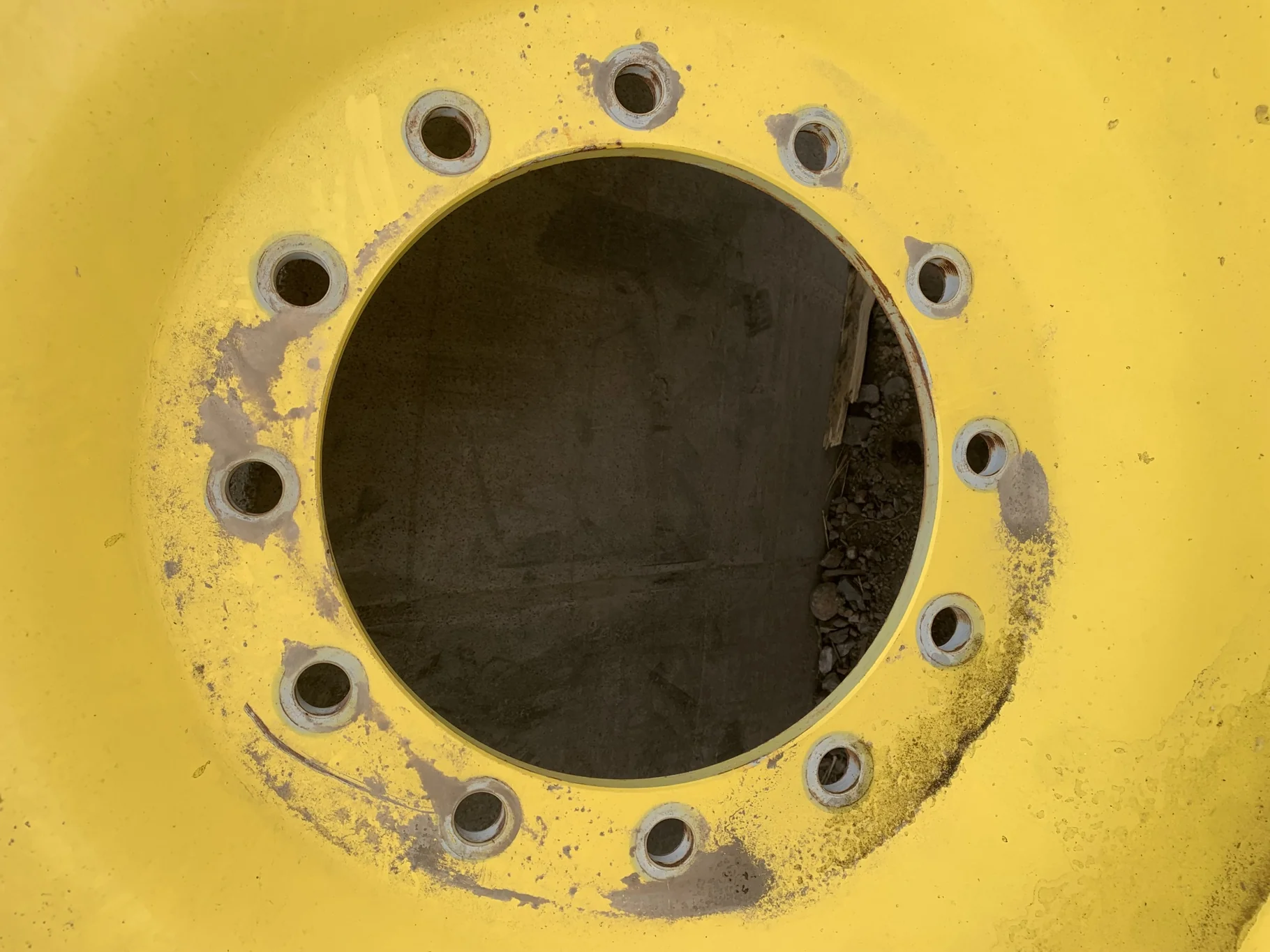 Used 85% IF650/65R38 Trelleborg TM1000 High Power R-1W (169D) TL on 23 X 38 12-13.976 JD Sprayer image 3