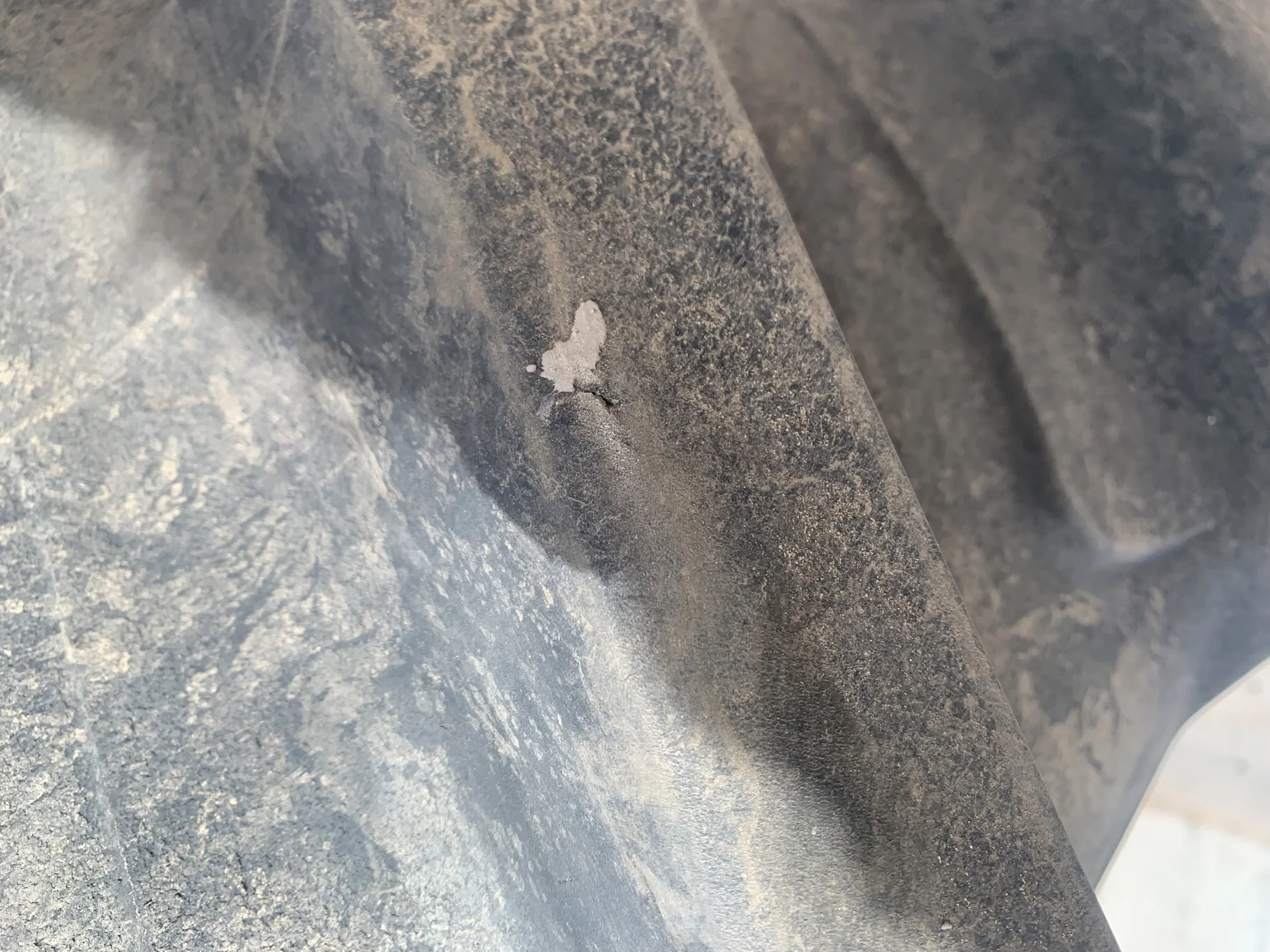 Used 90% VF520/85R42 CFO Firestone Radial Deep Tread 23° R-1W (177B) TL on a 42x18 Case IH Silver 20 image 8
