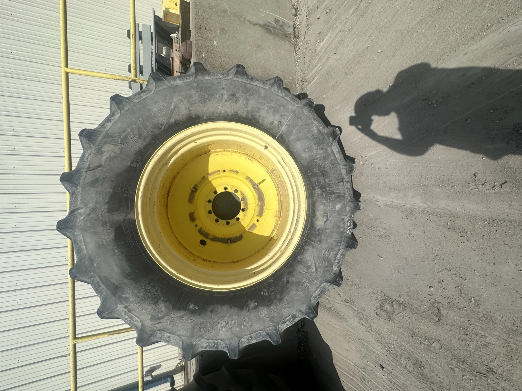 Used 710/70R42 168B Firestone Radial All Traction DT TL R-1W TL 60-65% on 42 X 23 10-13.189-11.07 image 2