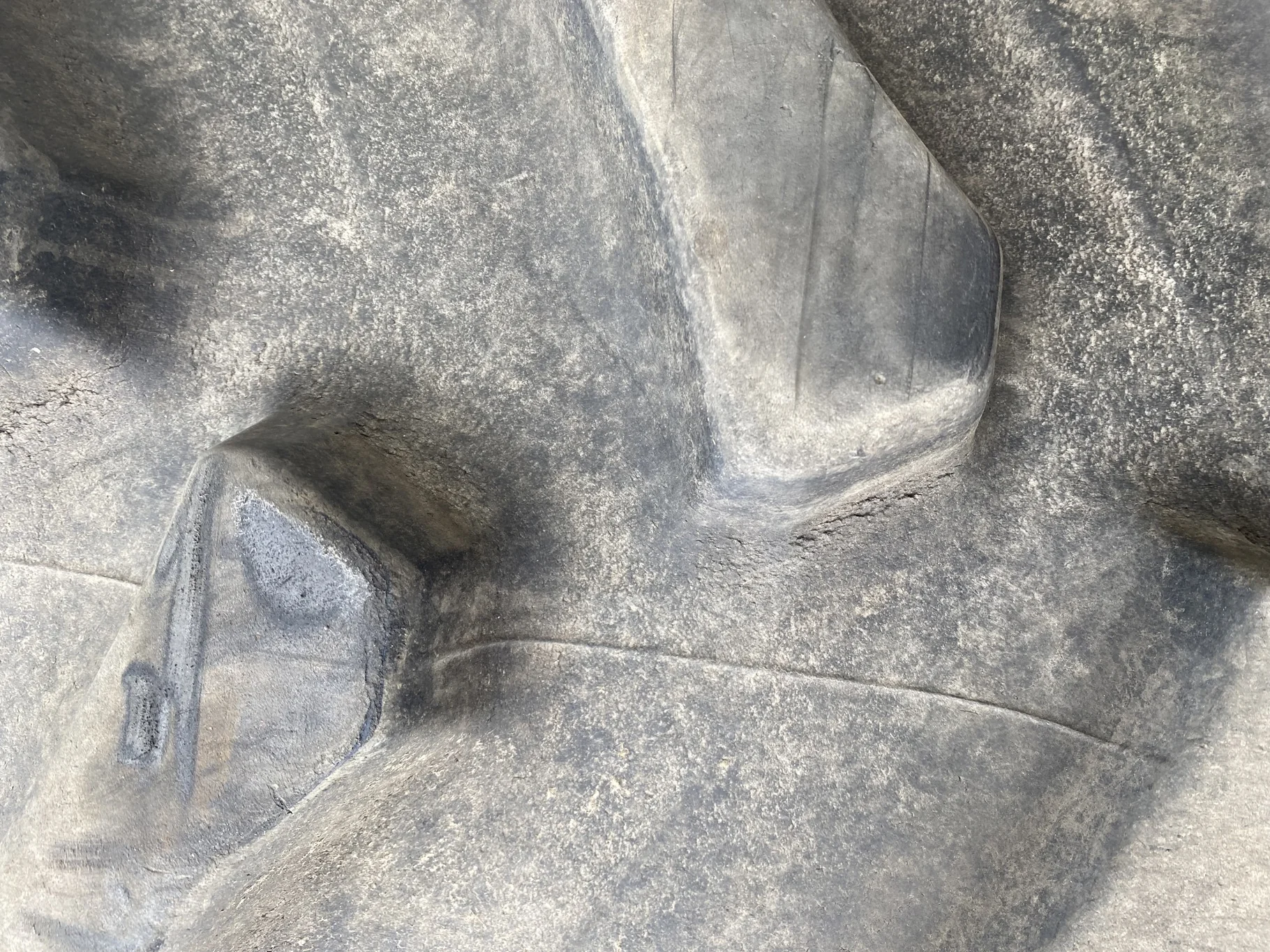 Used 85% 580/85R42 Firestone Radial Deep Tread 23 R-1W (166B) TL on a 18 x 42 JD Yellow 20 B Inside image 4