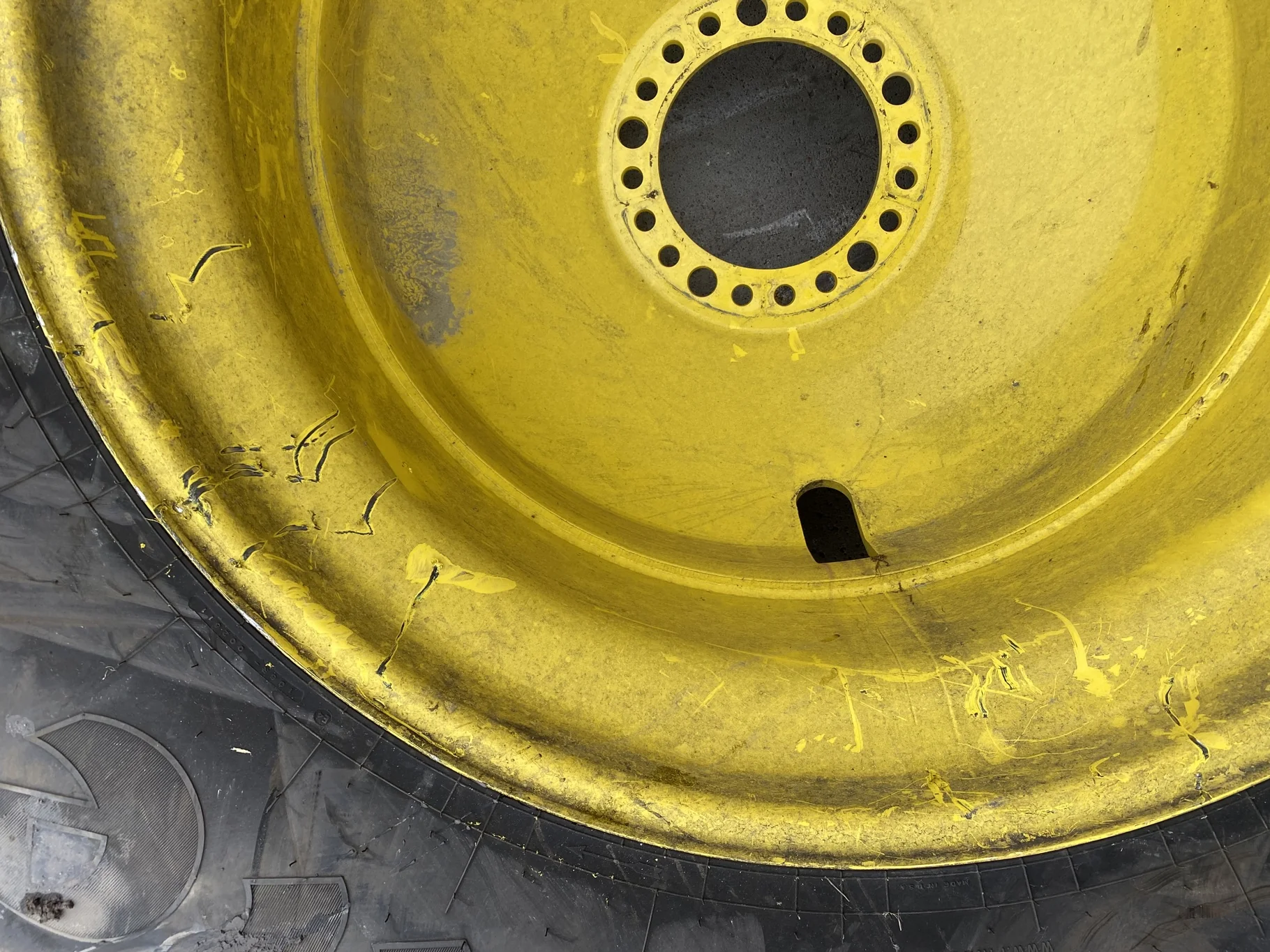 Used 85% 580/85R42 Firestone Radial Deep Tread 23 R-1W (166B) TL on a 18 x 42 20-13.187-10.50 24.5FS image 9