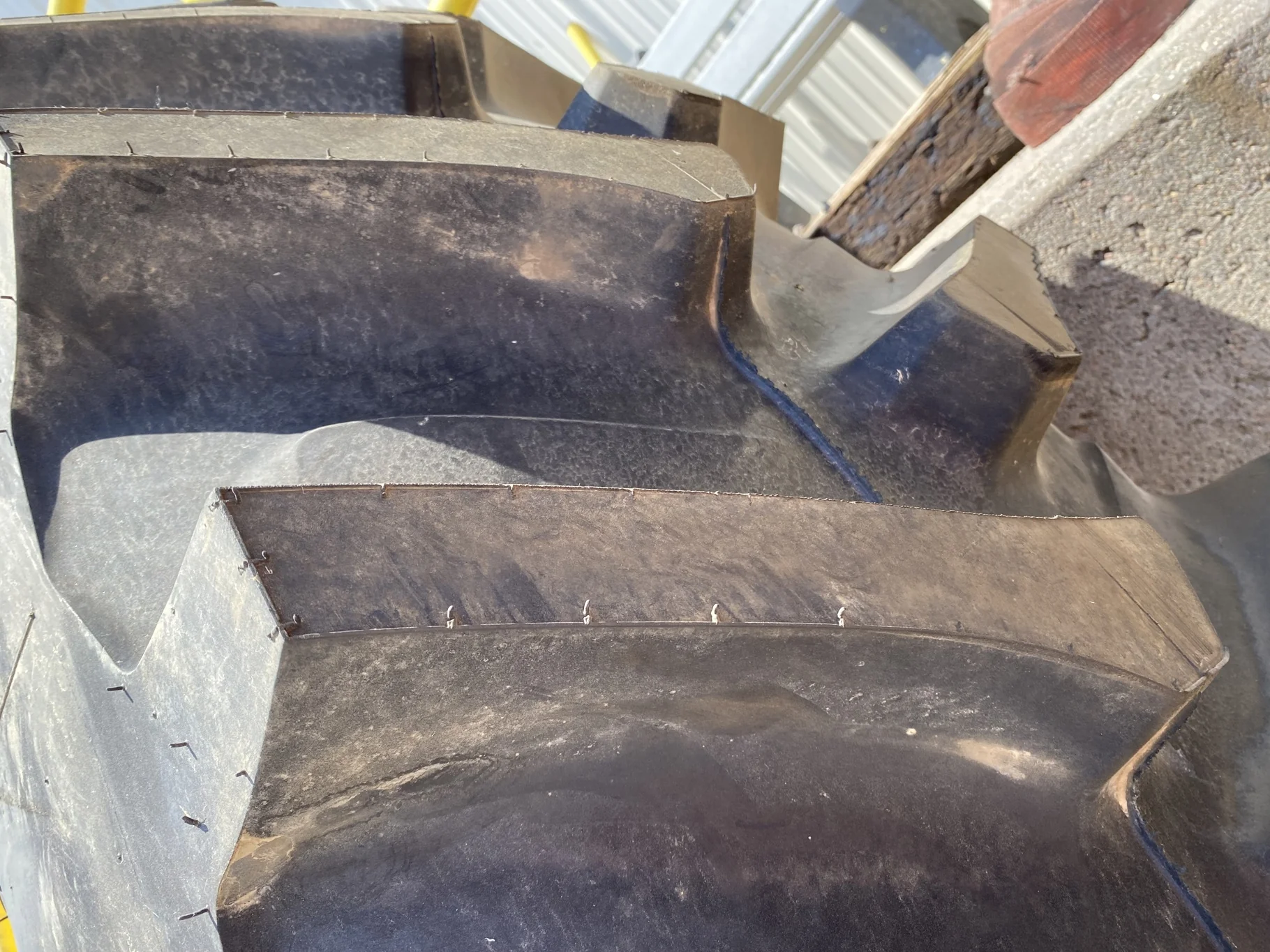 Used 70% 580/85R42 Firestone Radial Deep Tread 23 R-1W (166B )TL on a 18 x 42 JD Yellow 10 Bolt image 4